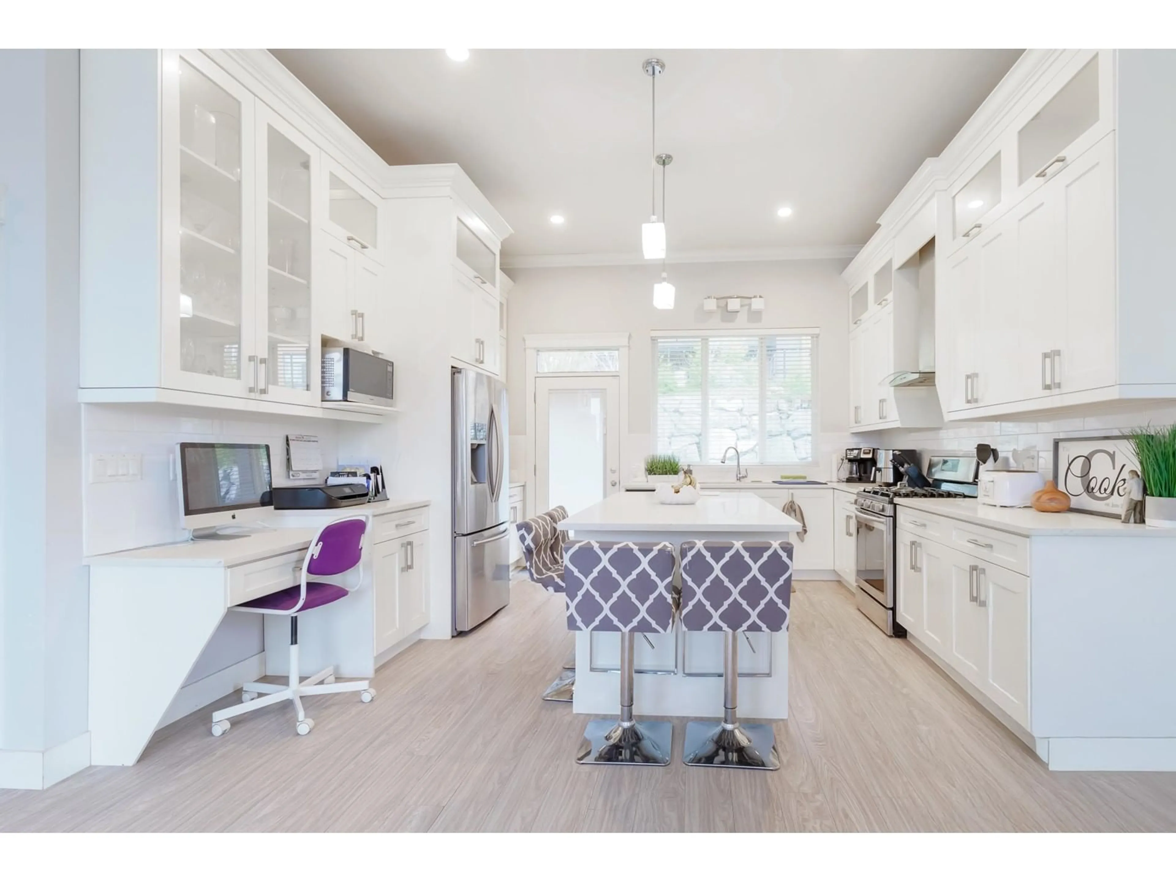 Open concept kitchen, unknown for 33938 MCPHEE, Mission British Columbia V2V0E7