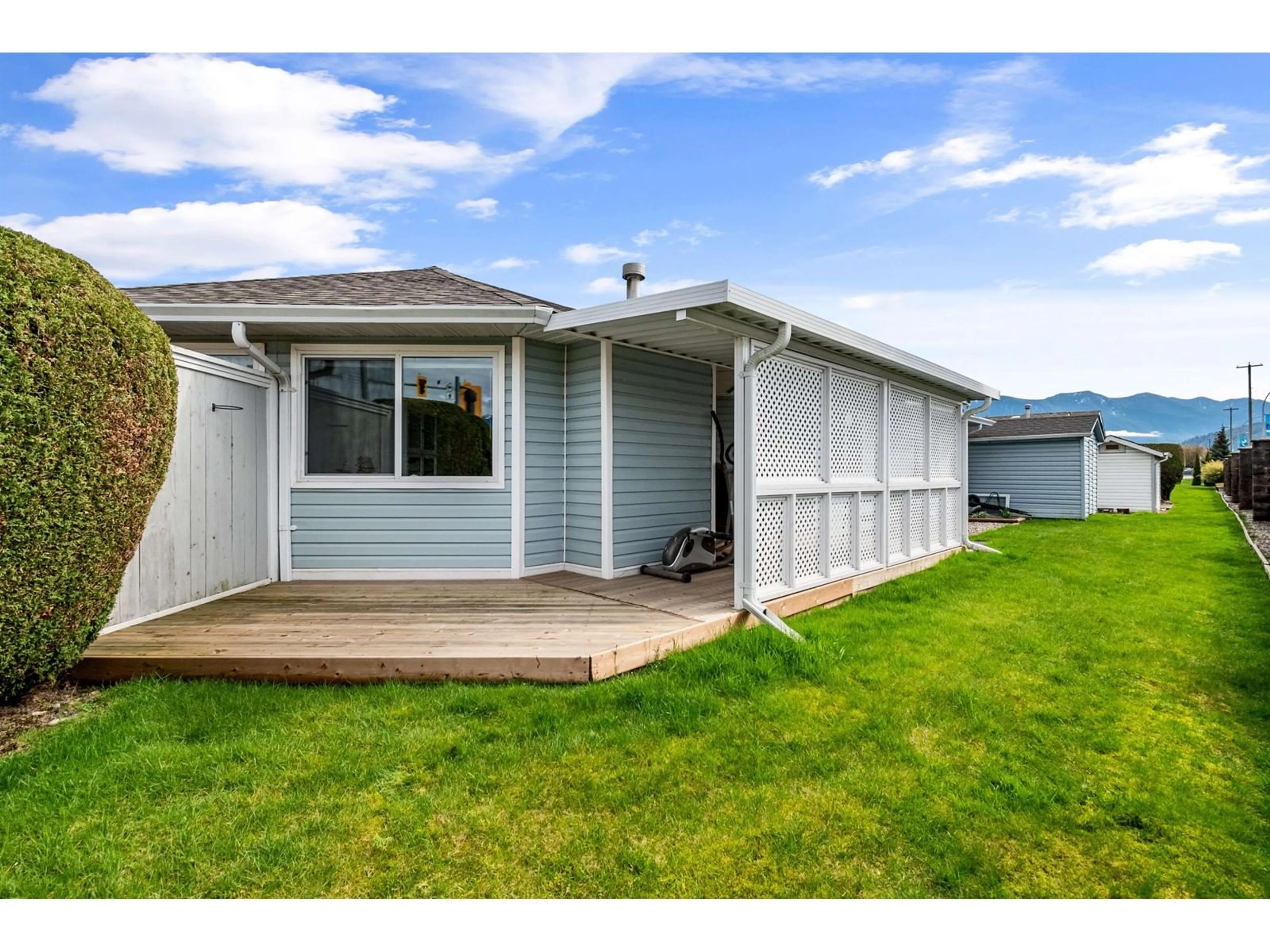 Home with vinyl exterior material, unknown for 106 - 7610 EVANS ROAD, Chilliwack British Columbia V2R2X8