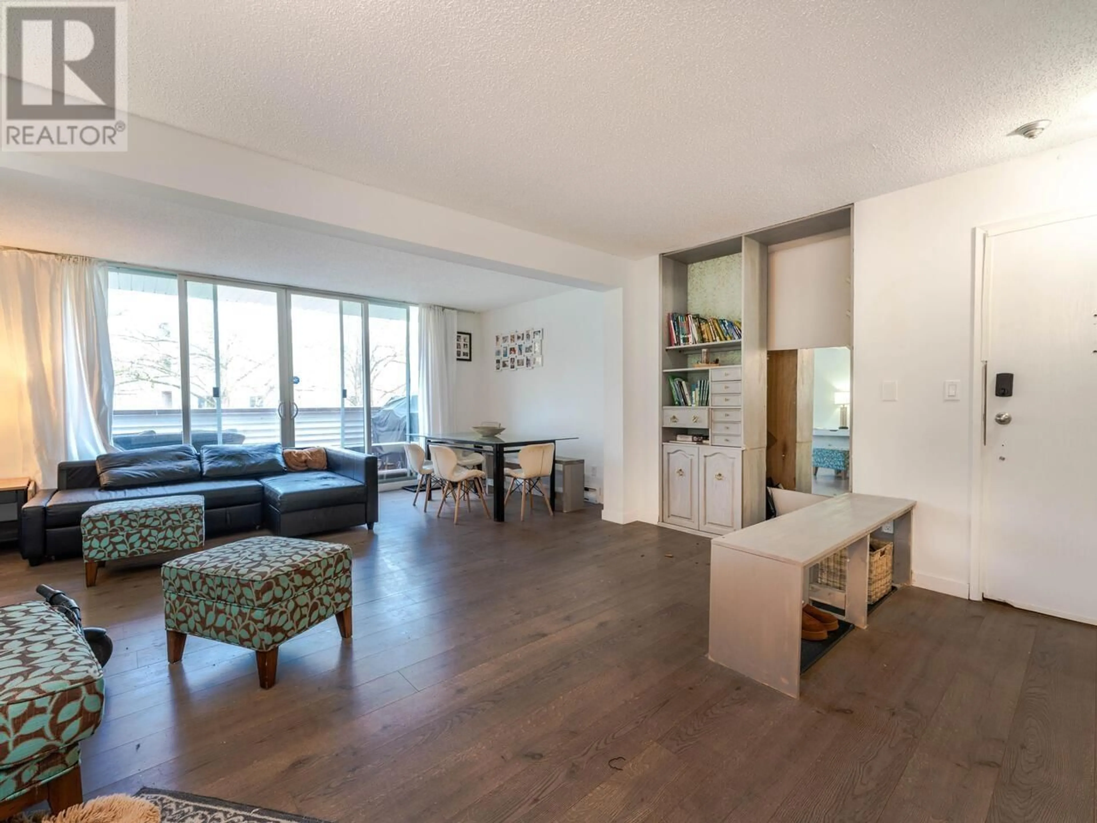 Living room with furniture, unknown for 116 - 9151 NO. 5 ROAD, Richmond British Columbia V7A4T9
