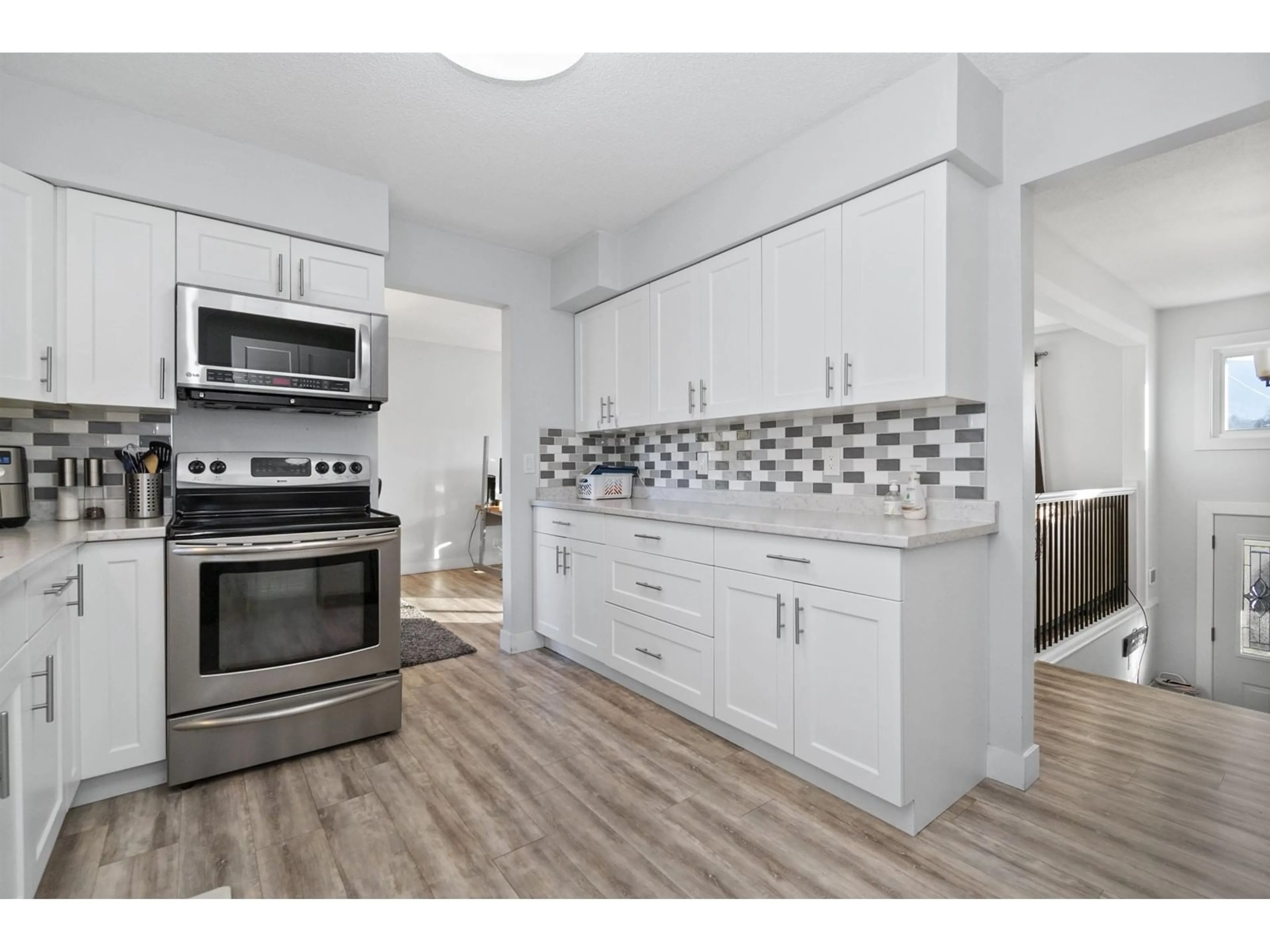 Open concept kitchen, unknown for 45629 STEVENSON ROAD, Chilliwack British Columbia V2R1M6