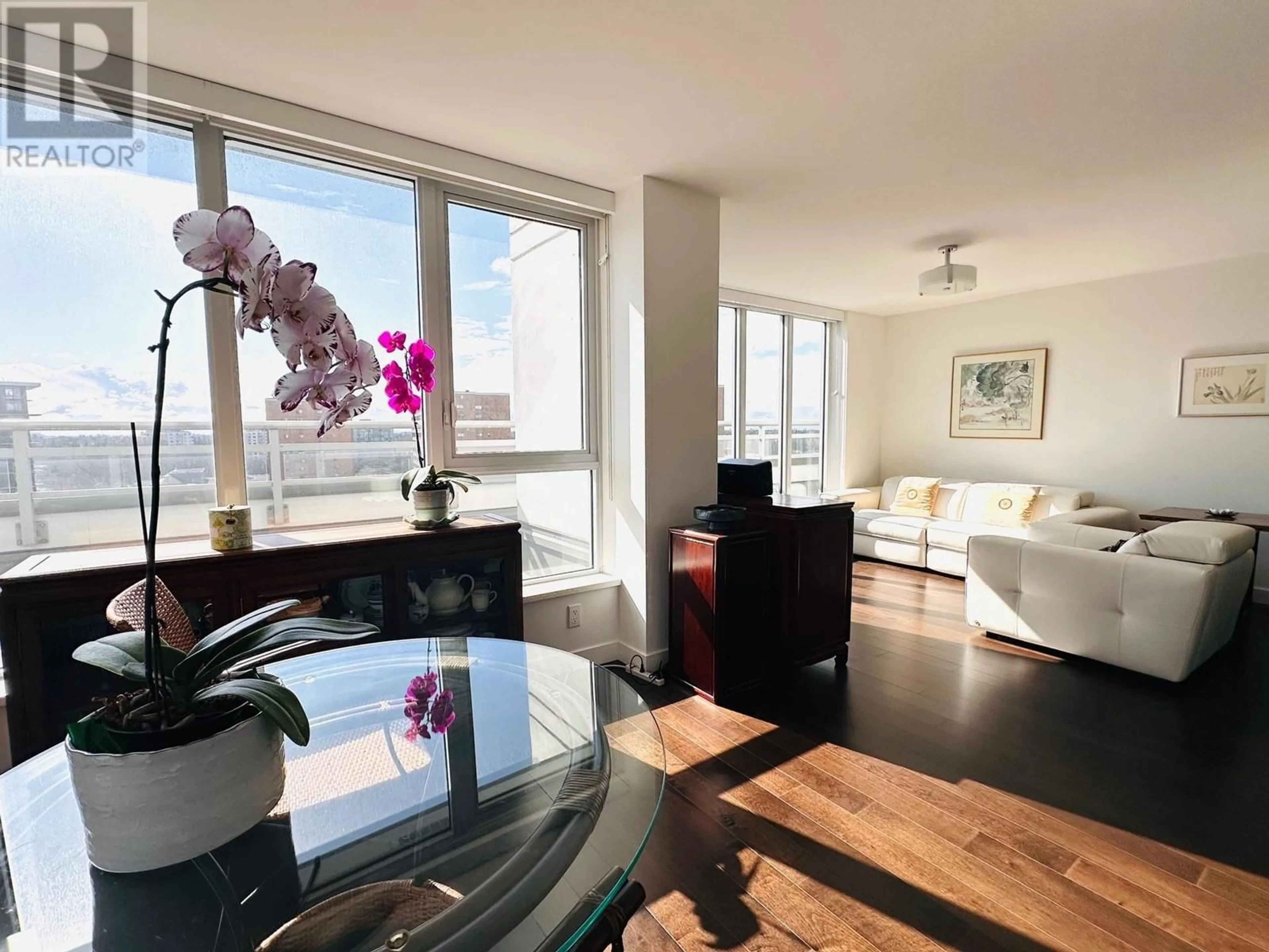 Living room with furniture, wood/laminate floor for 1507 - 7333 MURDOCH AVENUE, Richmond British Columbia V6Y0J8
