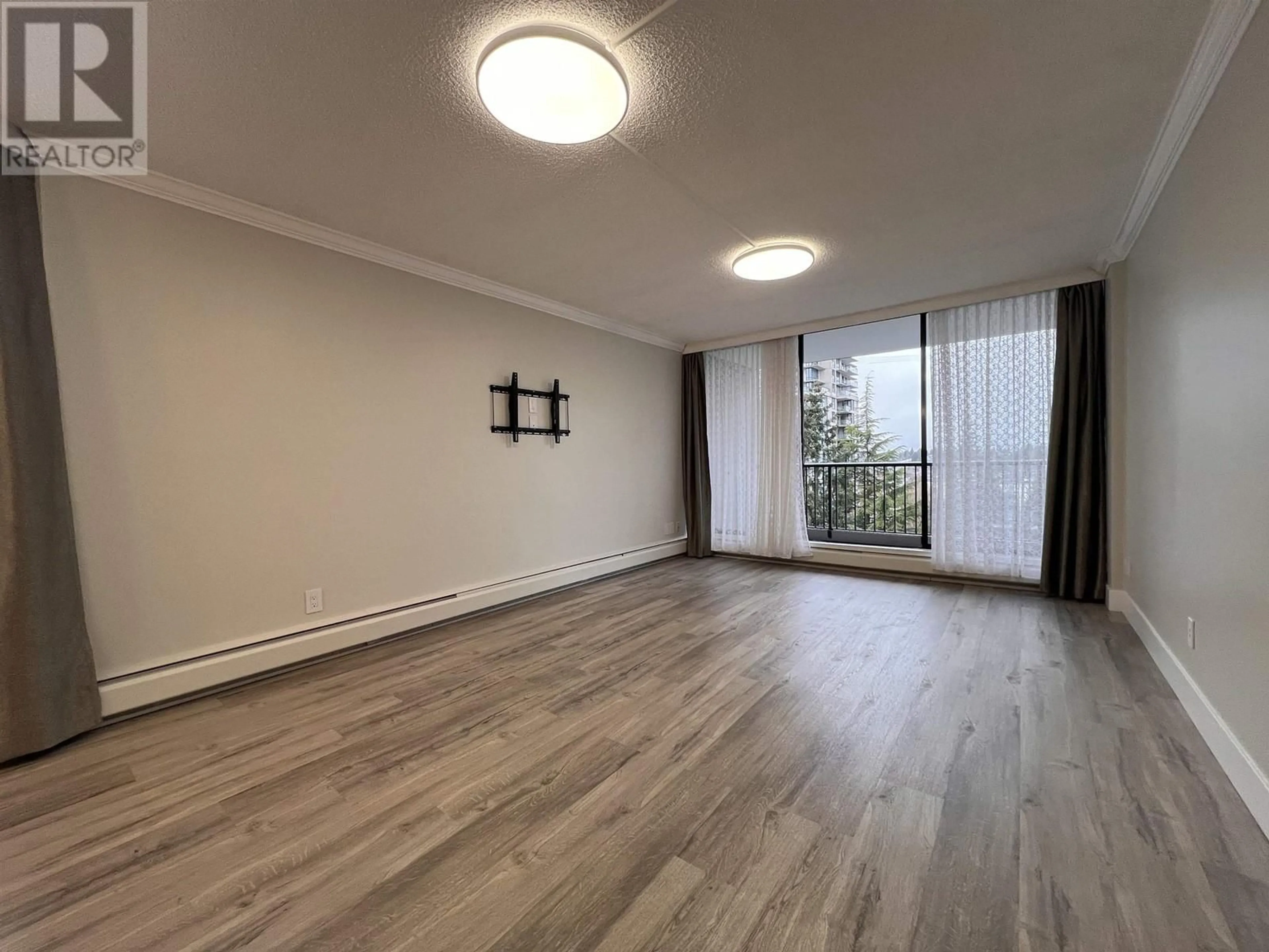 A pic of a room for 902 - 710 SEVENTH AVENUE, New Westminster British Columbia V3M5V3