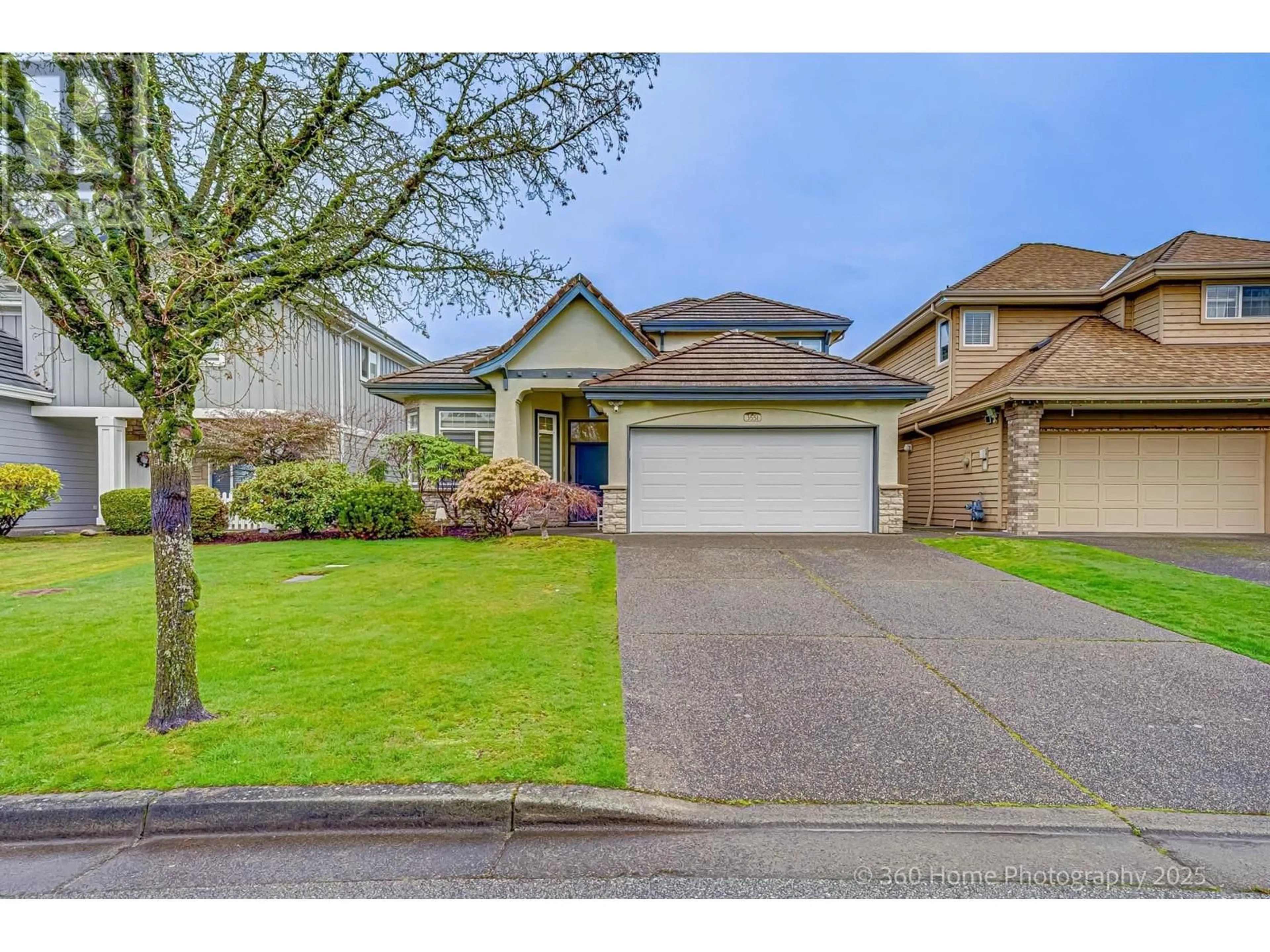 Home with vinyl exterior material, street for 3551 JOHNSON AVENUE, Richmond British Columbia V7C5R2
