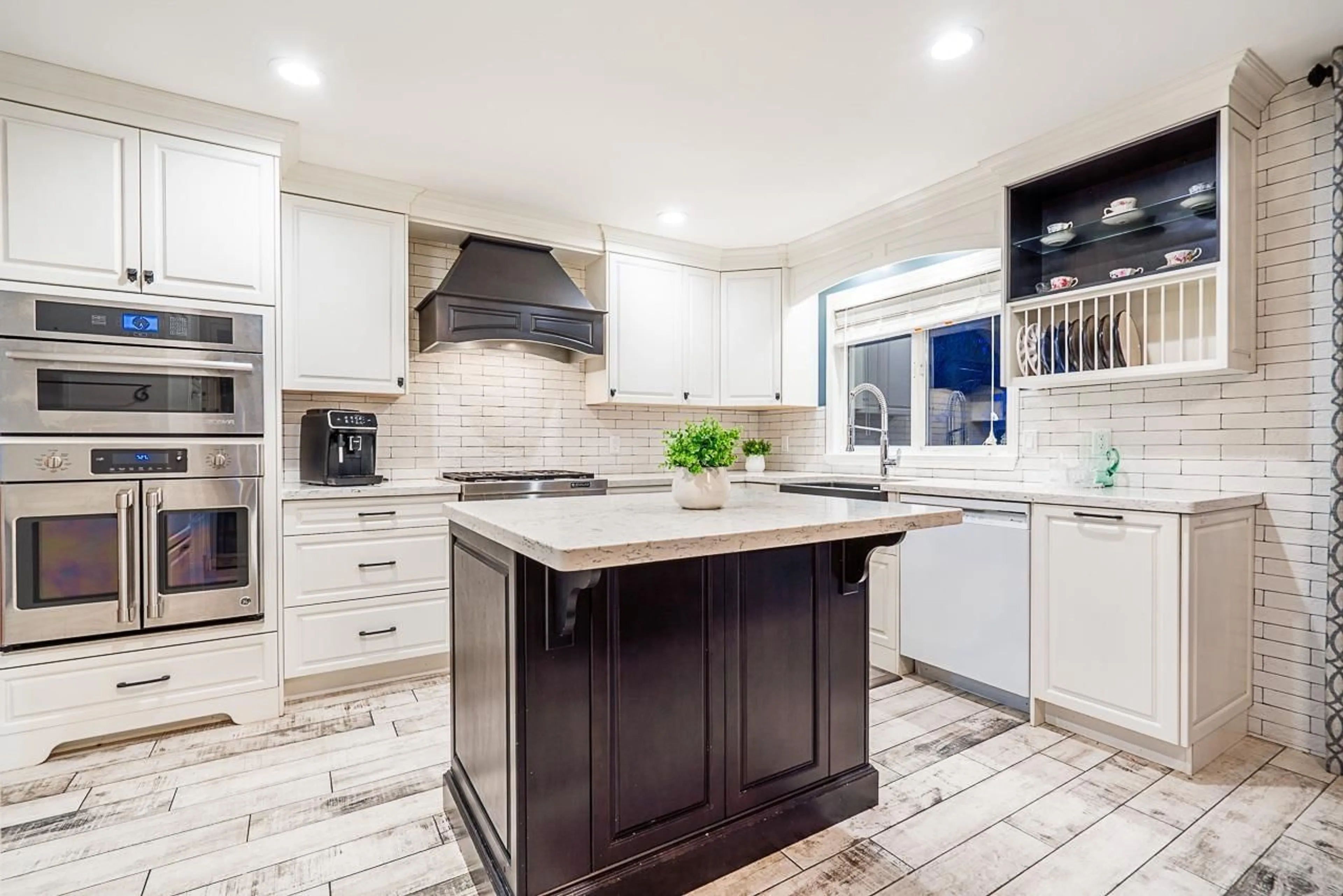Contemporary kitchen, ceramic/tile floor for 2474 268, Langley British Columbia V4W2Y4