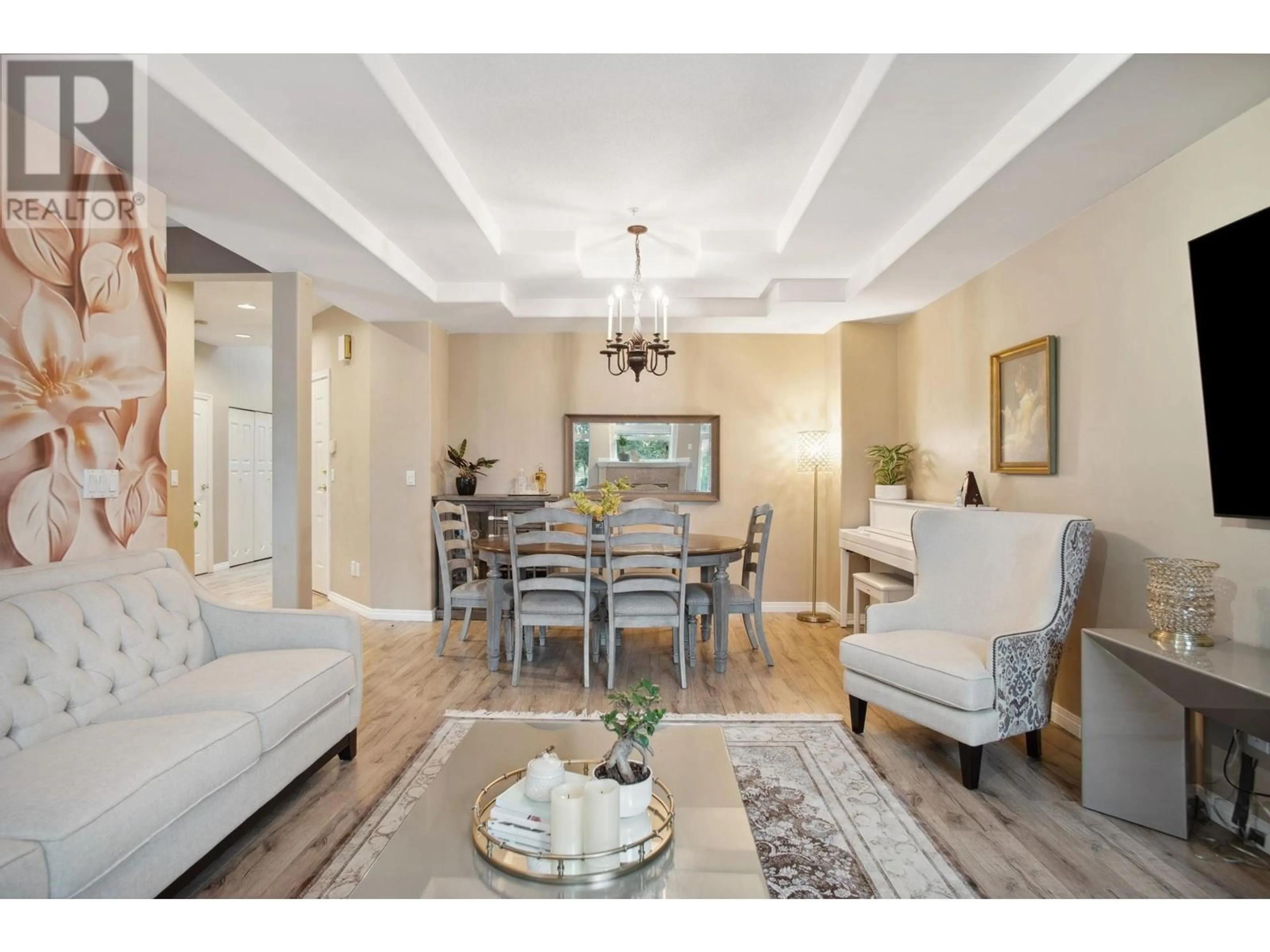 Living room with furniture, unknown for 5 - 915 FORT FRASER RISE, Port Coquitlam British Columbia V3C6K3