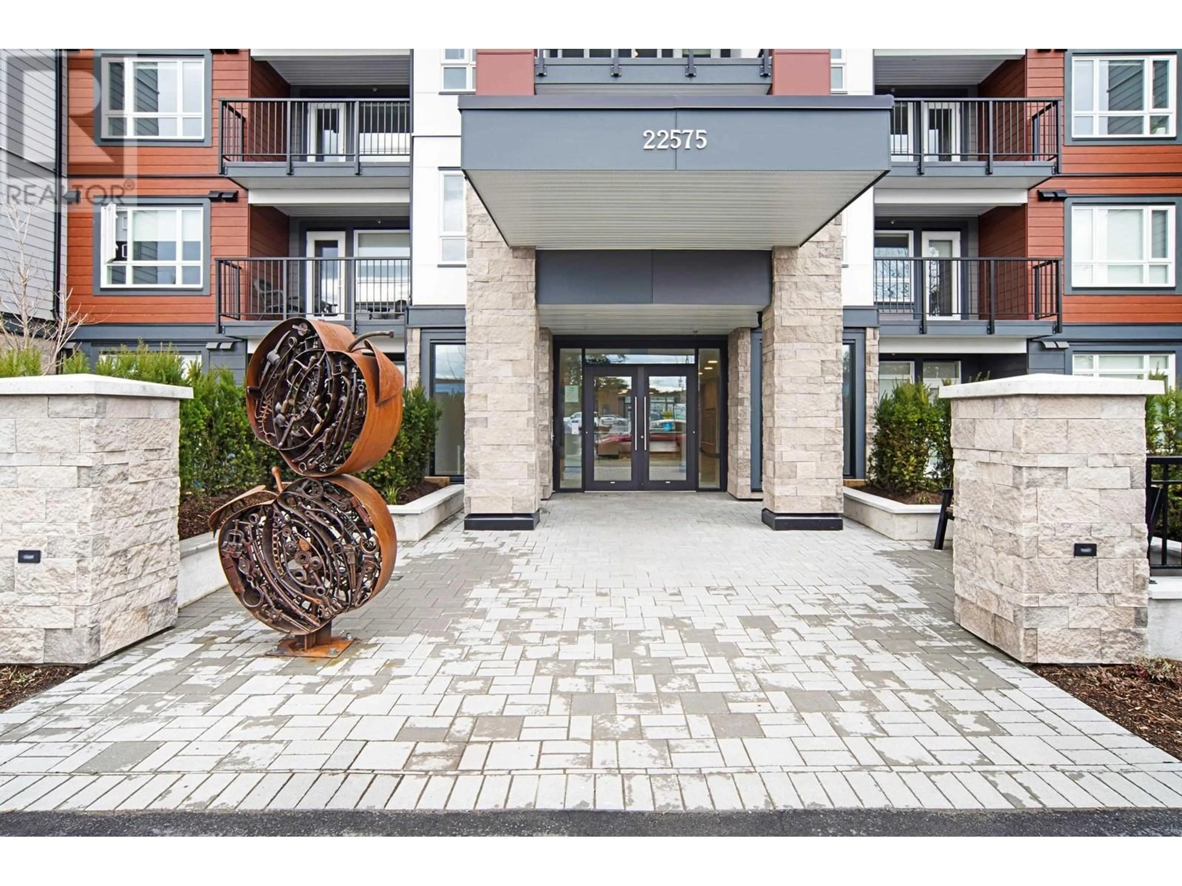 Indoor foyer for 507 - 22575 BROWN AVENUE, Maple Ridge British Columbia V2X3R6