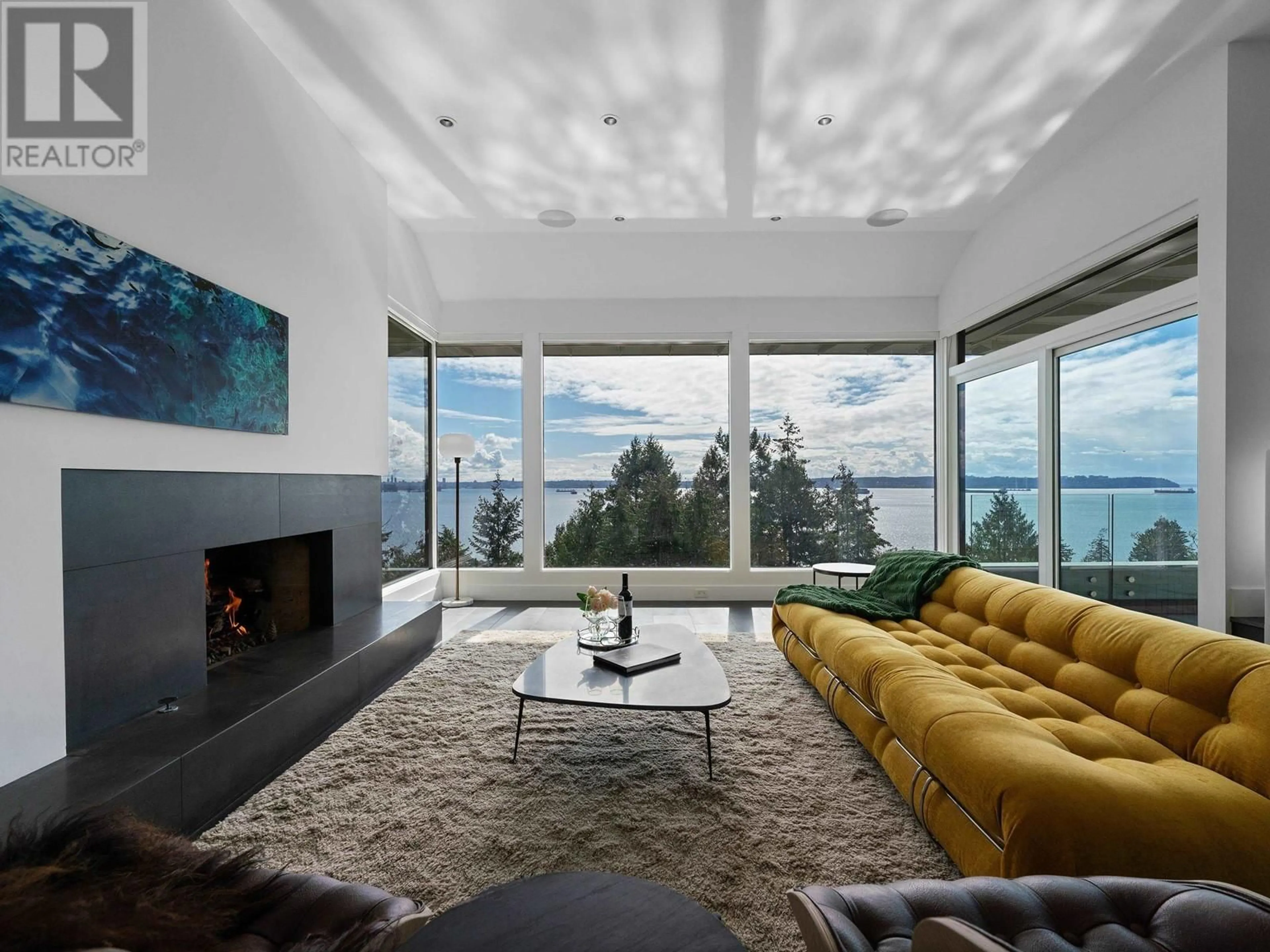 Living room with furniture, unknown for 3460 ROCKVIEW PLACE, West Vancouver British Columbia V7V3H3