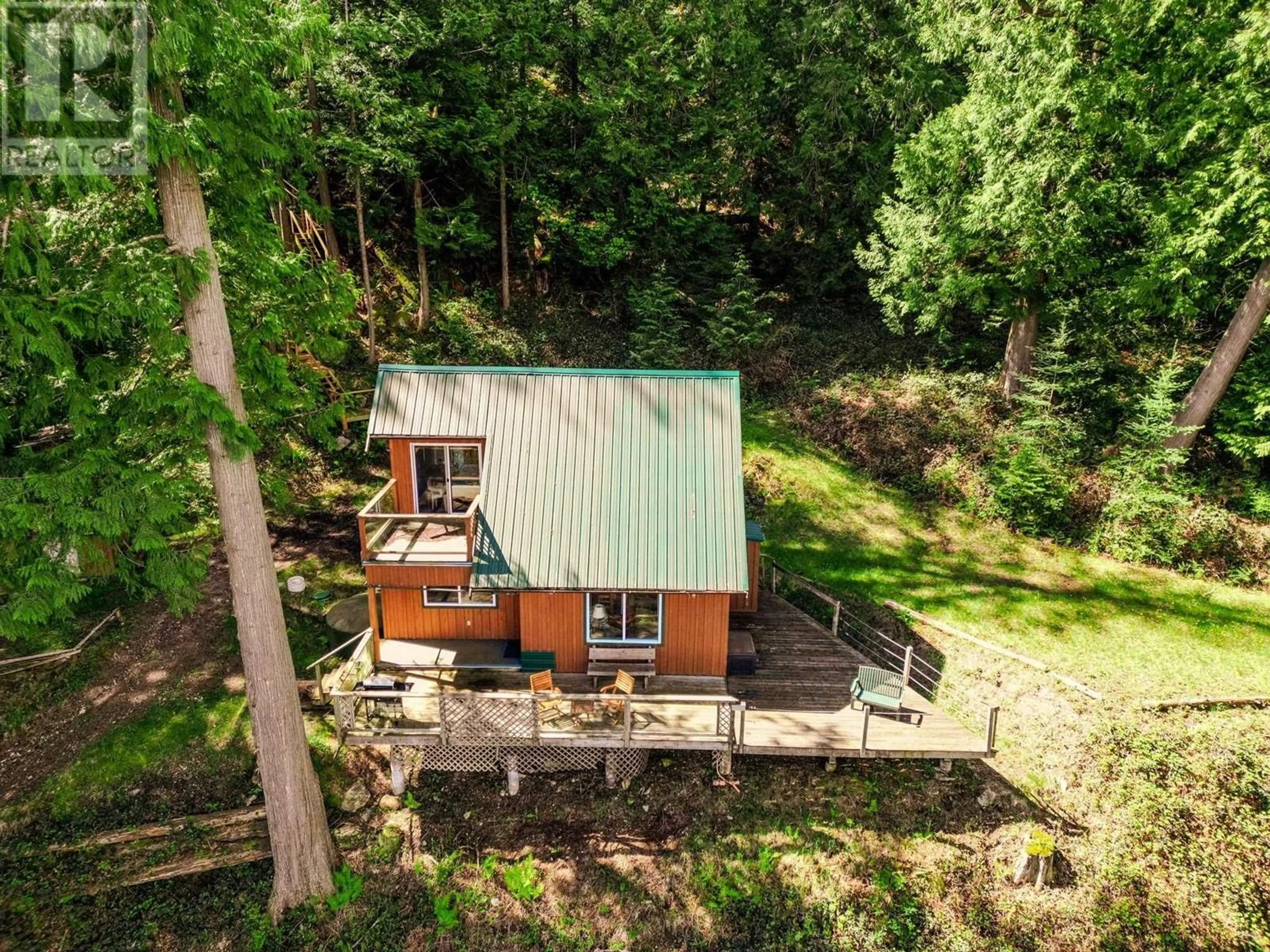 A pic from outside/outdoor area/front of a property/back of a property/a pic from drone, forest/trees view for LOT 18 COTTON POINT, Keats Island British Columbia V0N1V0
