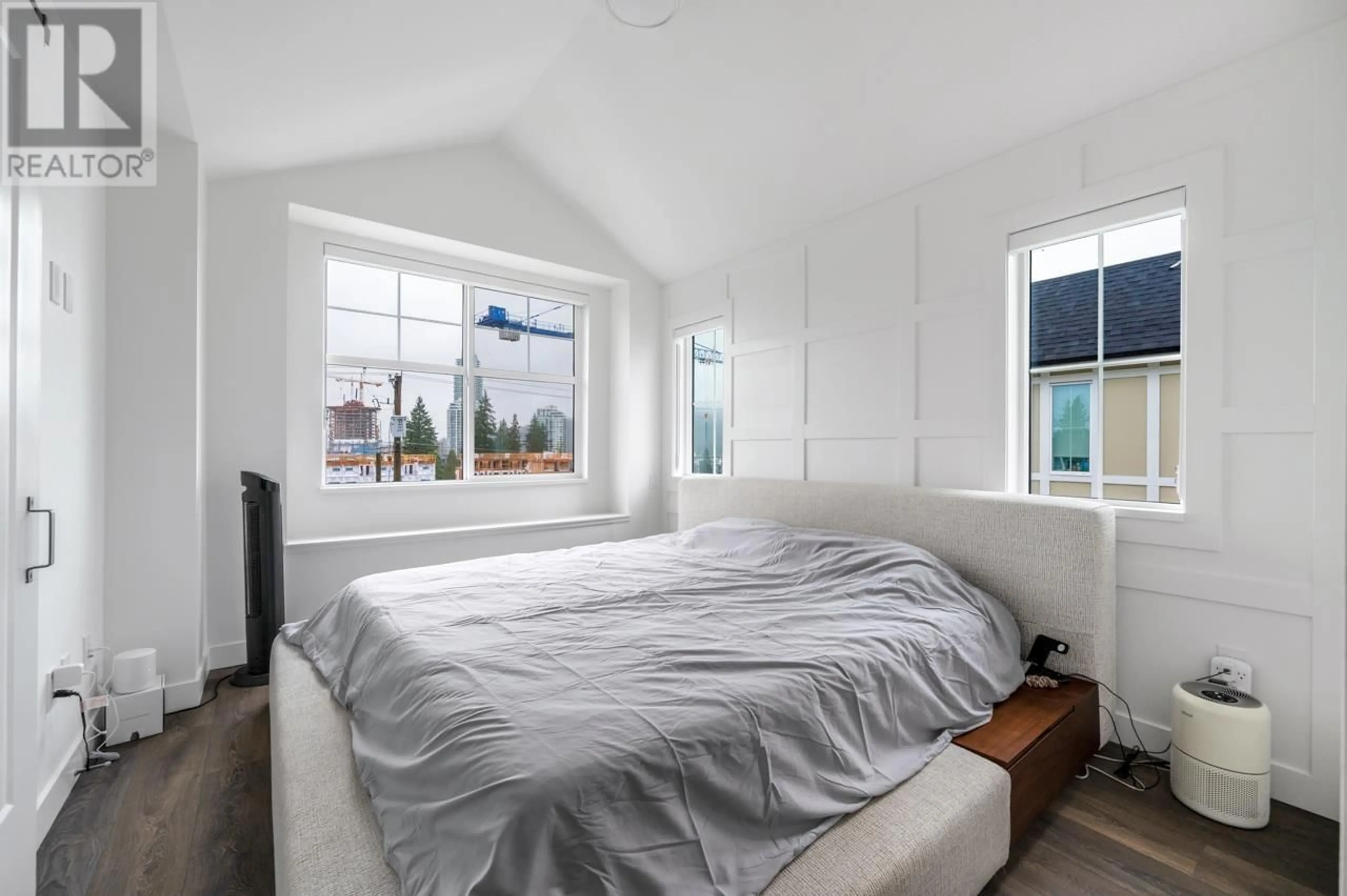 Bedroom with bed, unknown for 108 - 707 ROBINSON STREET, Coquitlam British Columbia V3J4E9