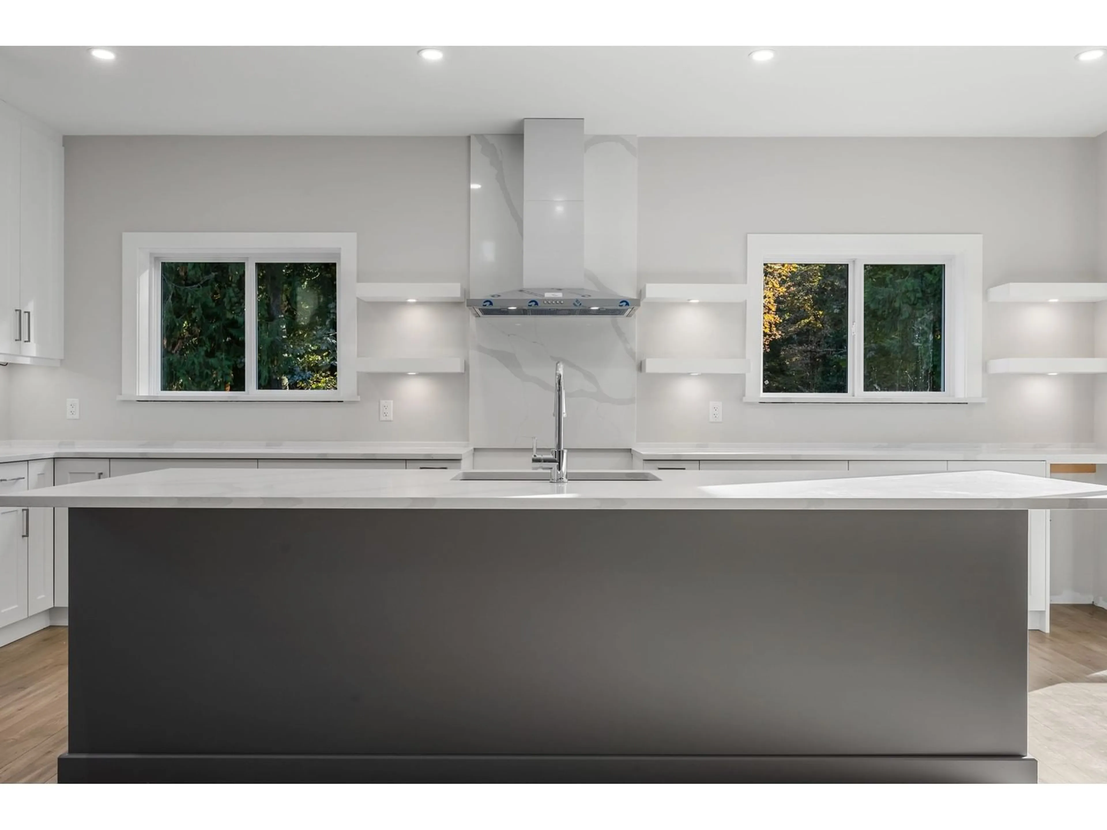 Contemporary kitchen, ceramic/tile floor for 66 - 14500 MORRIS VALLEY, Mission British Columbia V0M1A1