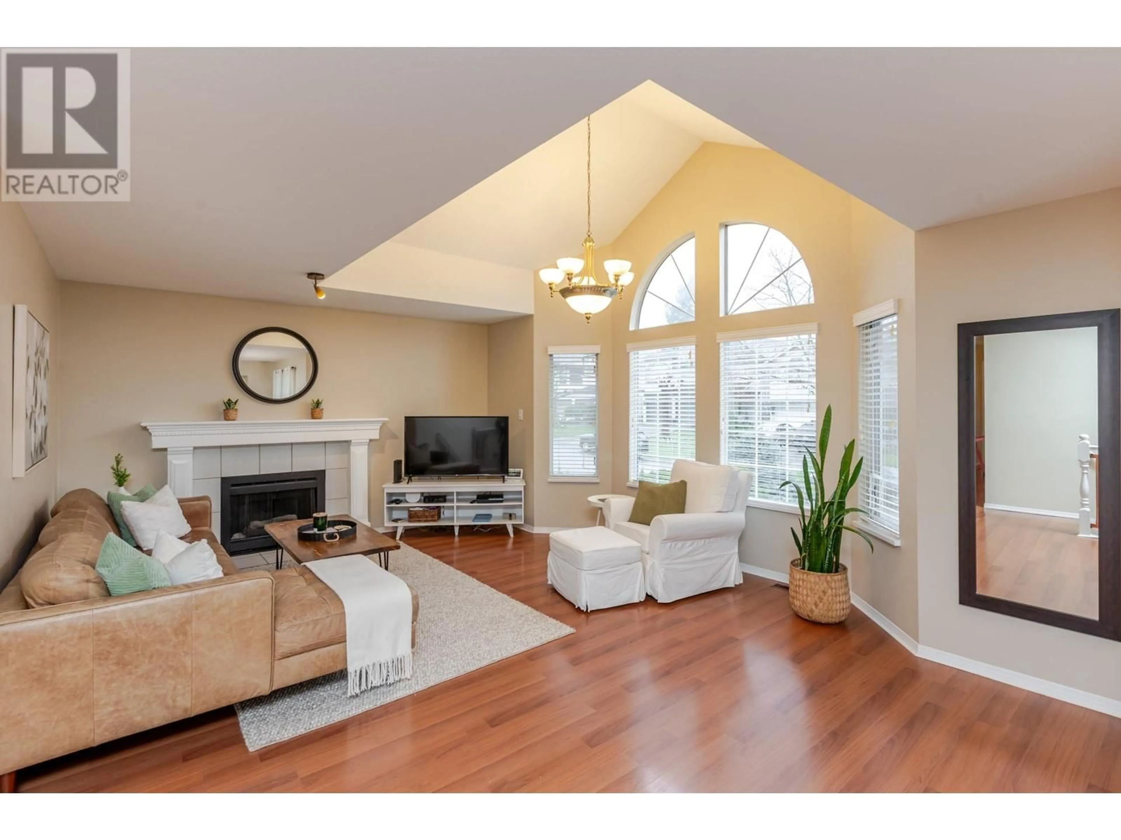 Living room with furniture, wood/laminate floor for 1350 SUTHERLAND AVENUE, Port Coquitlam British Columbia V3B7G7