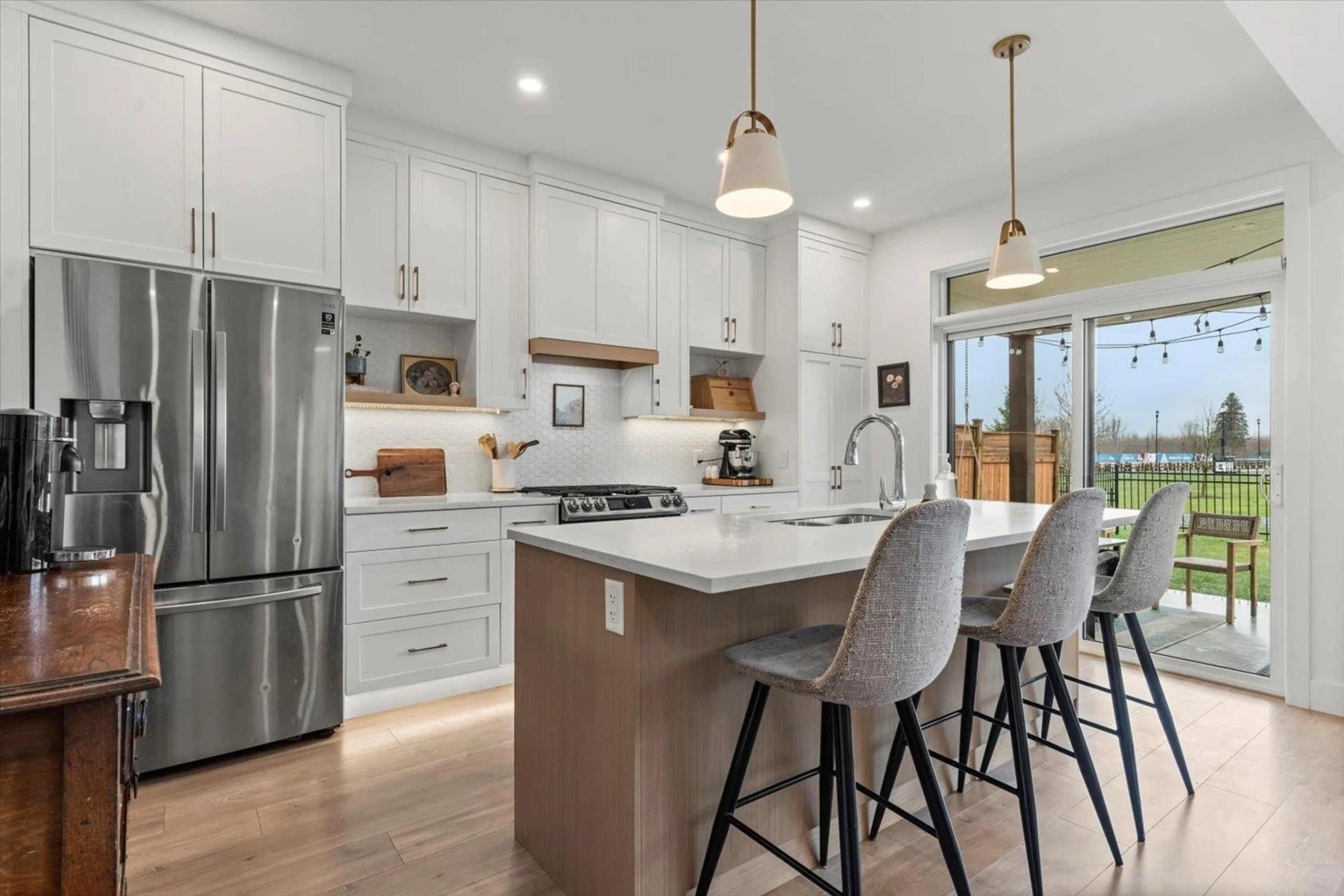 Open concept kitchen, unknown for 45422 WILLOWSTREAM ROAD, Chilliwack British Columbia V2R6G7