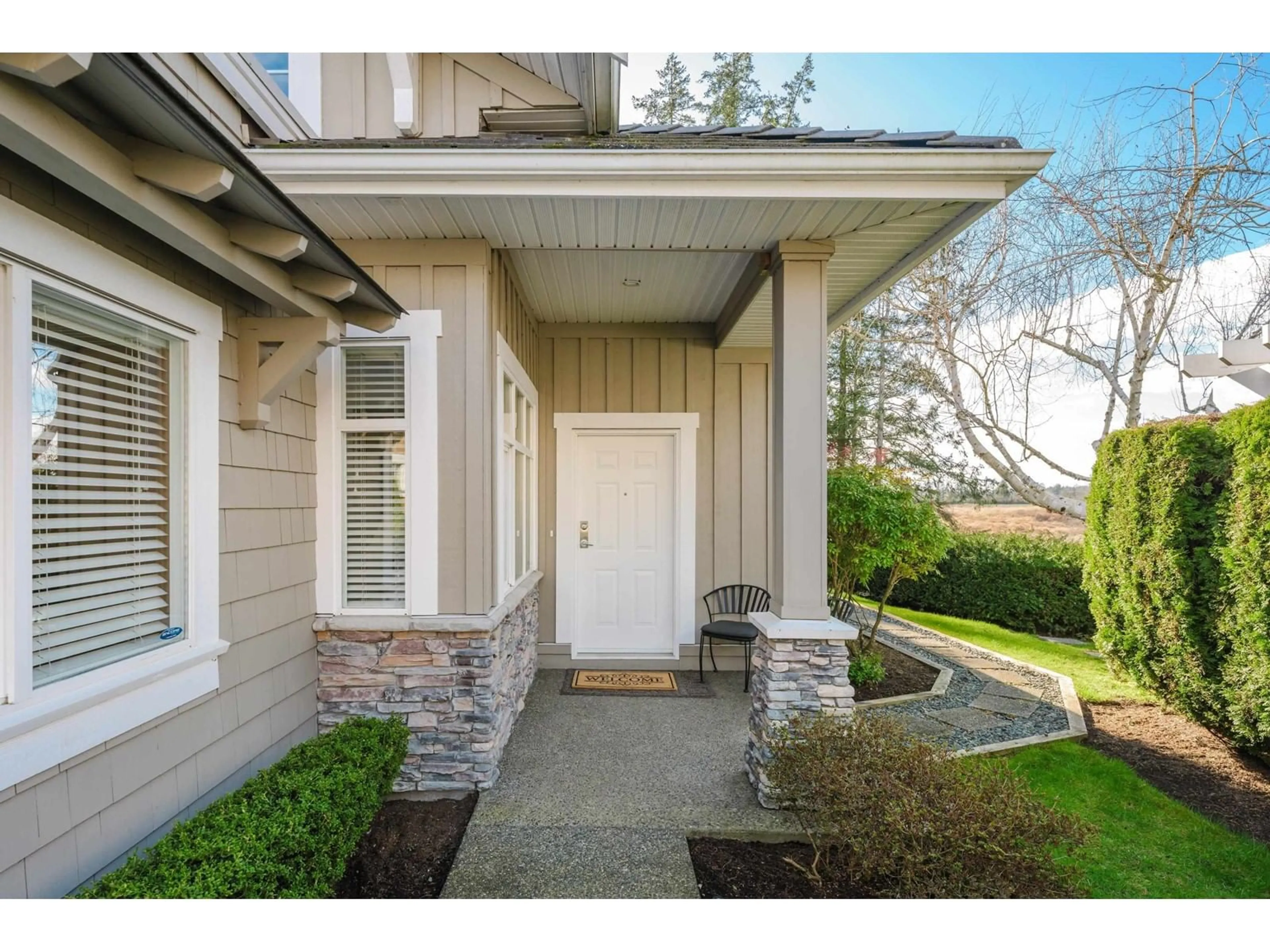 Indoor entryway for 27 - 18088 8, Surrey British Columbia V3Z9T6
