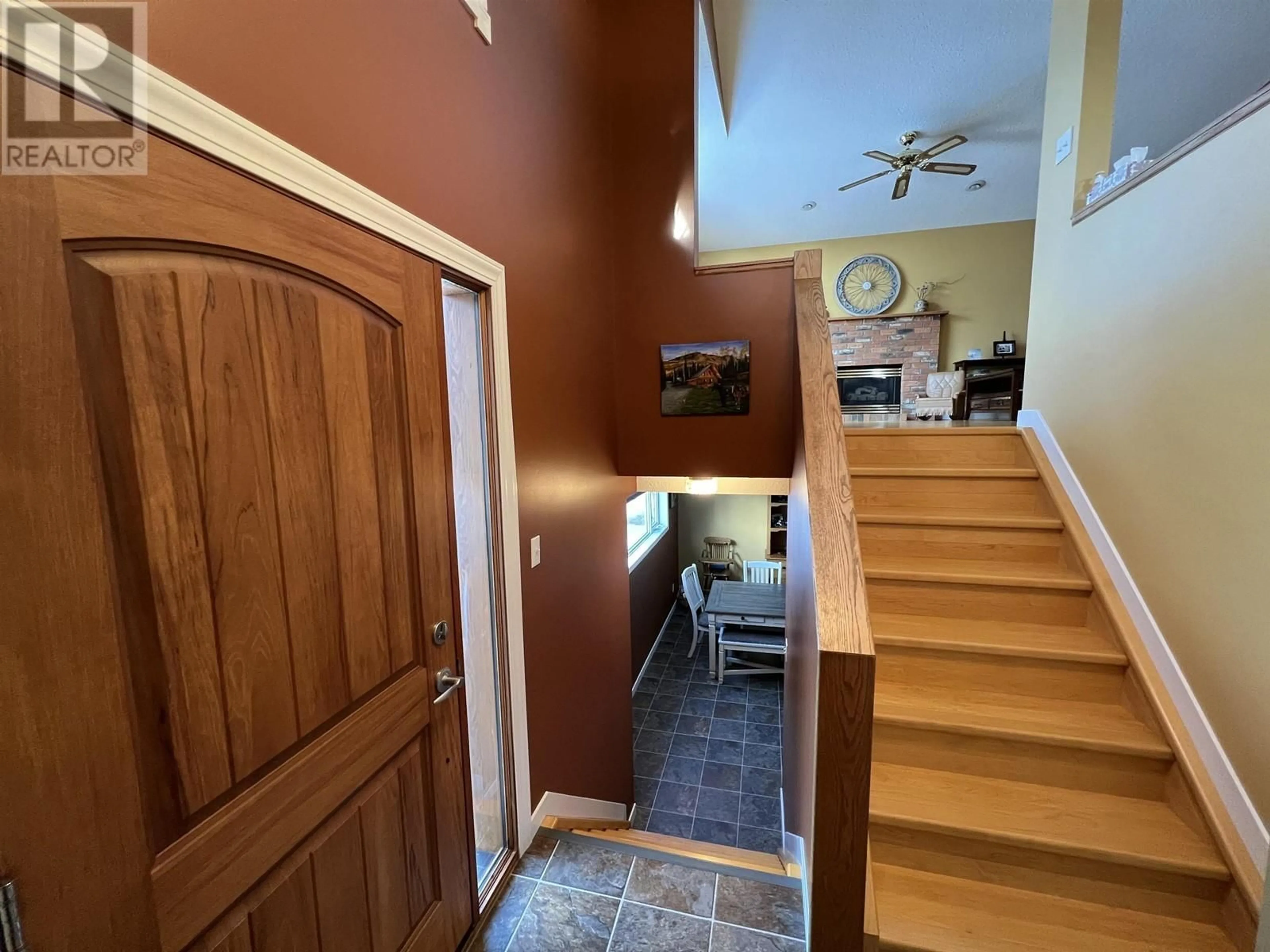 Indoor entryway for 5504 CHURCHILL AVENUE, Fort Nelson British Columbia V0C1R0