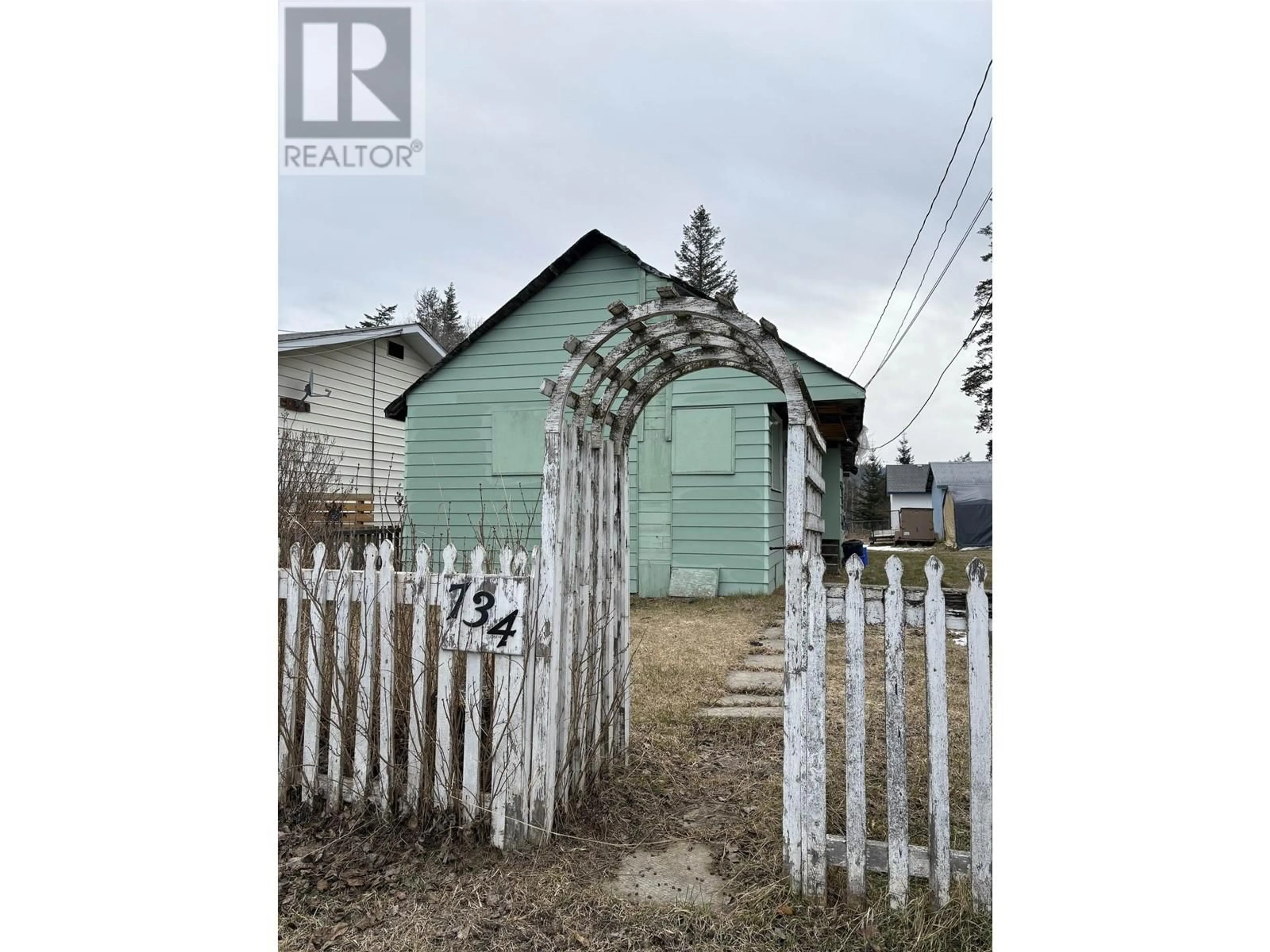 Shed for 734 CALLANAN STREET, Quesnel British Columbia V2J2V6