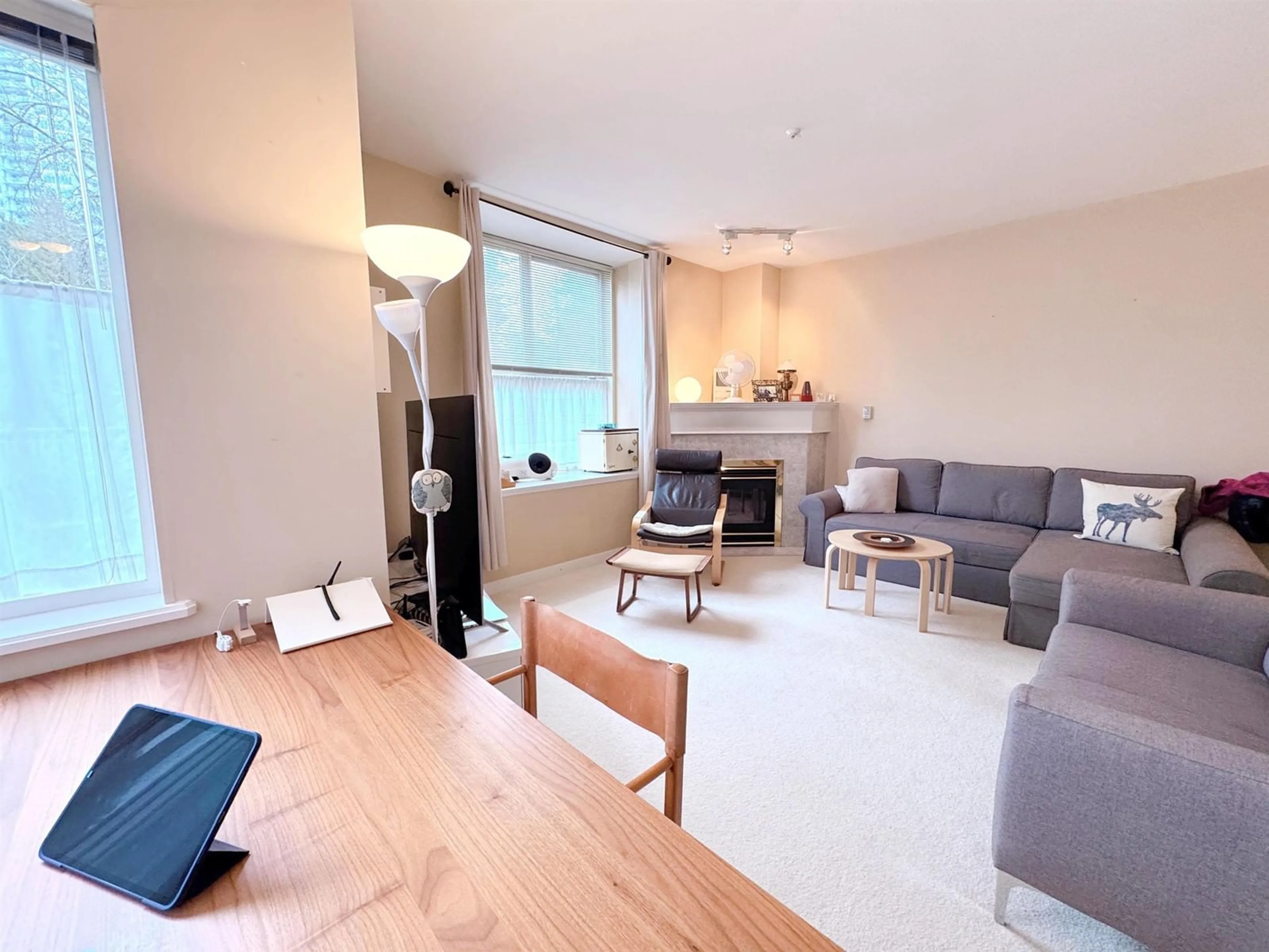 A pic of a room for 108 - 10128 132, Surrey British Columbia V3T3T5