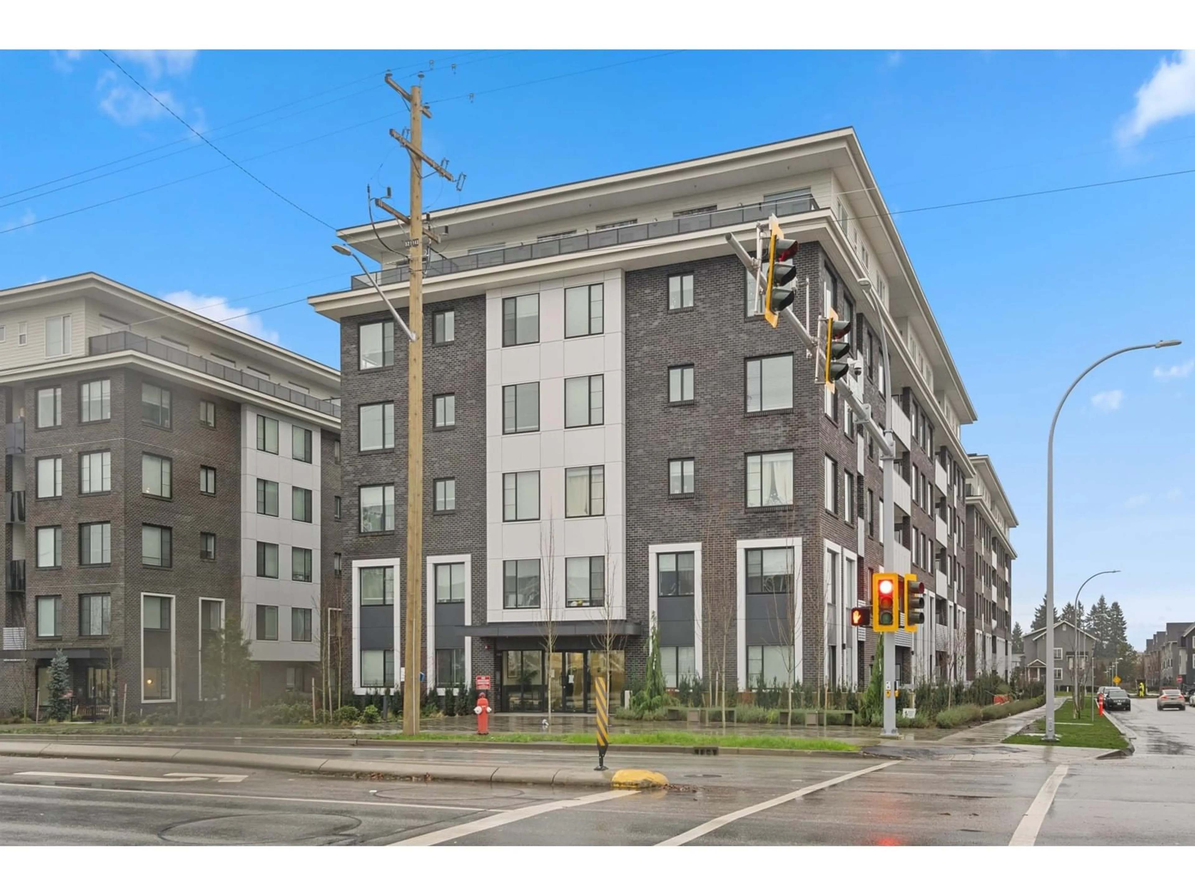 Unknown for 111 - 15848 FRASER, Surrey British Columbia V4N6X6