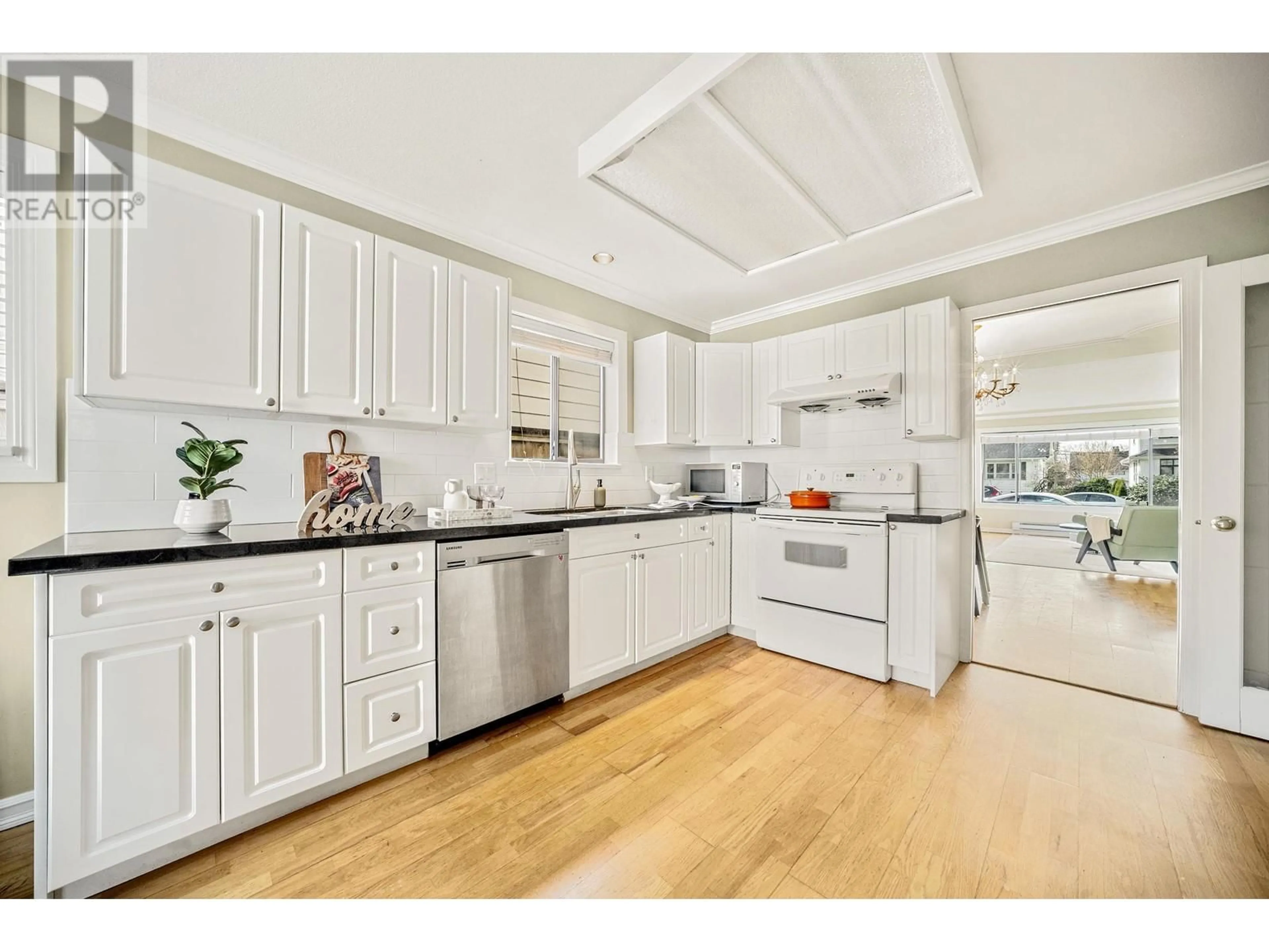 Open concept kitchen, unknown for 1659 63RD AVENUE, Vancouver British Columbia V6P2H7