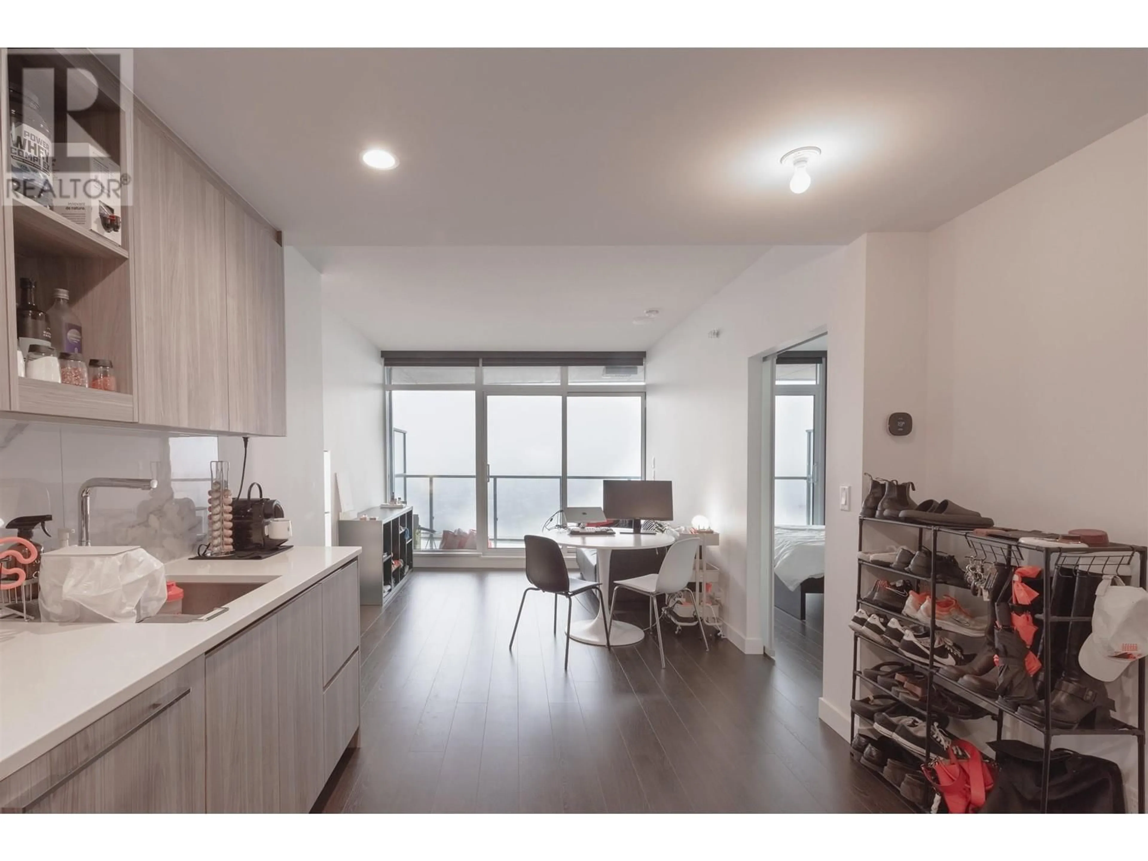 Open concept kitchen, unknown for 5305 - 4880 LOUGHEED HIGHWAY, Burnaby British Columbia V5C0N1