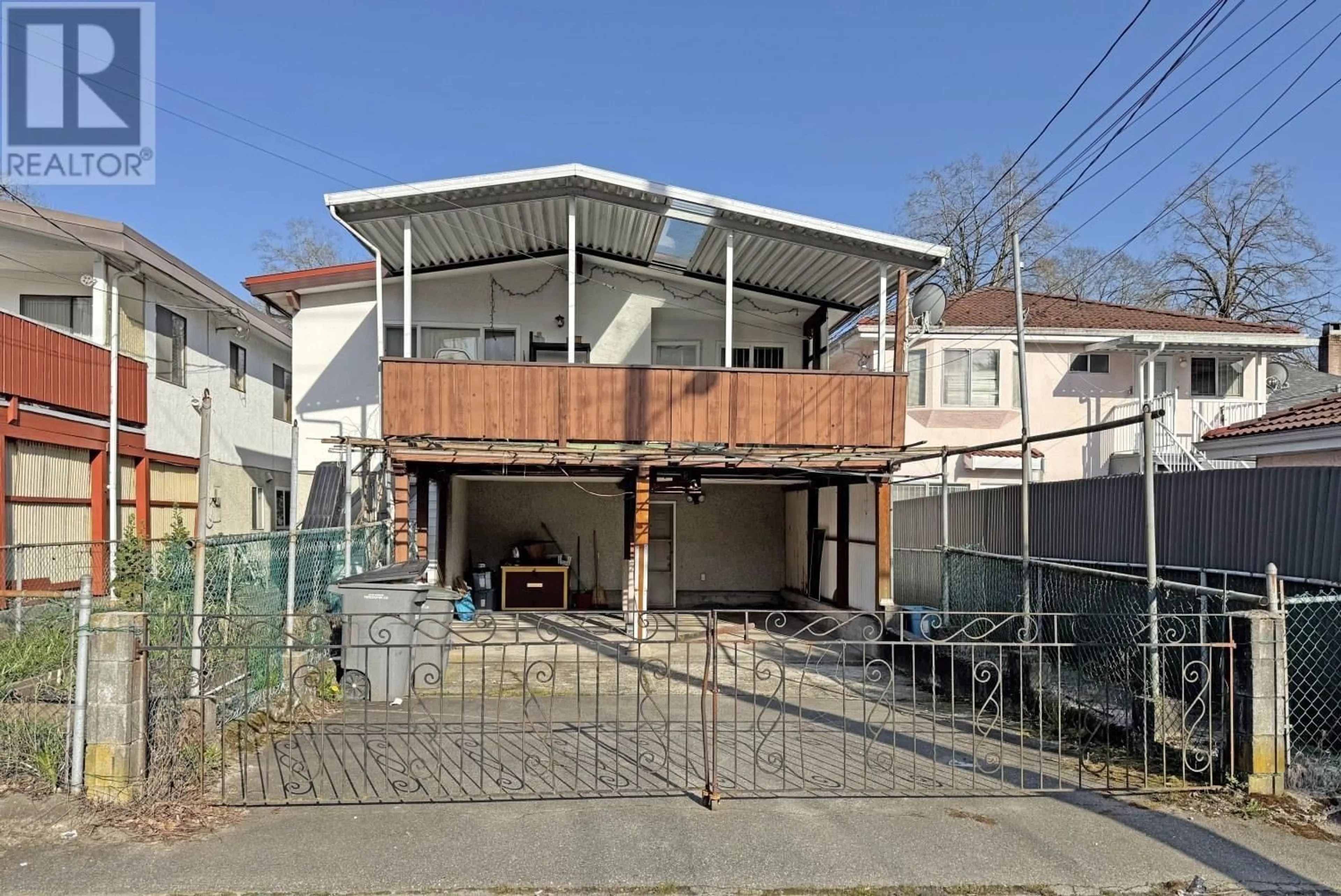 Unknown for 5125 WALES STREET, Vancouver British Columbia V5R3M5