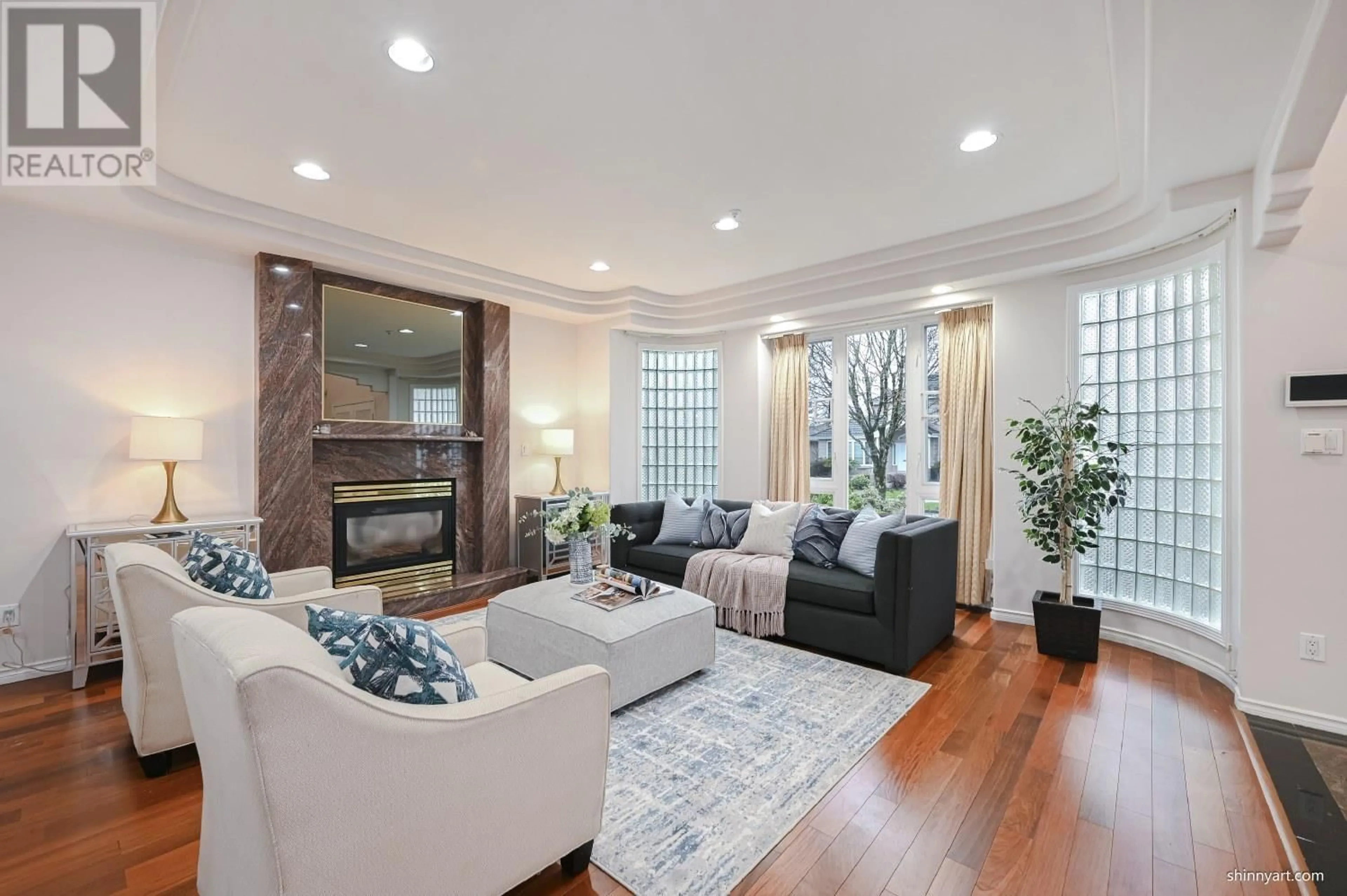 Living room with furniture, unknown for 2556 20TH AVENUE, Vancouver British Columbia V6L1G8