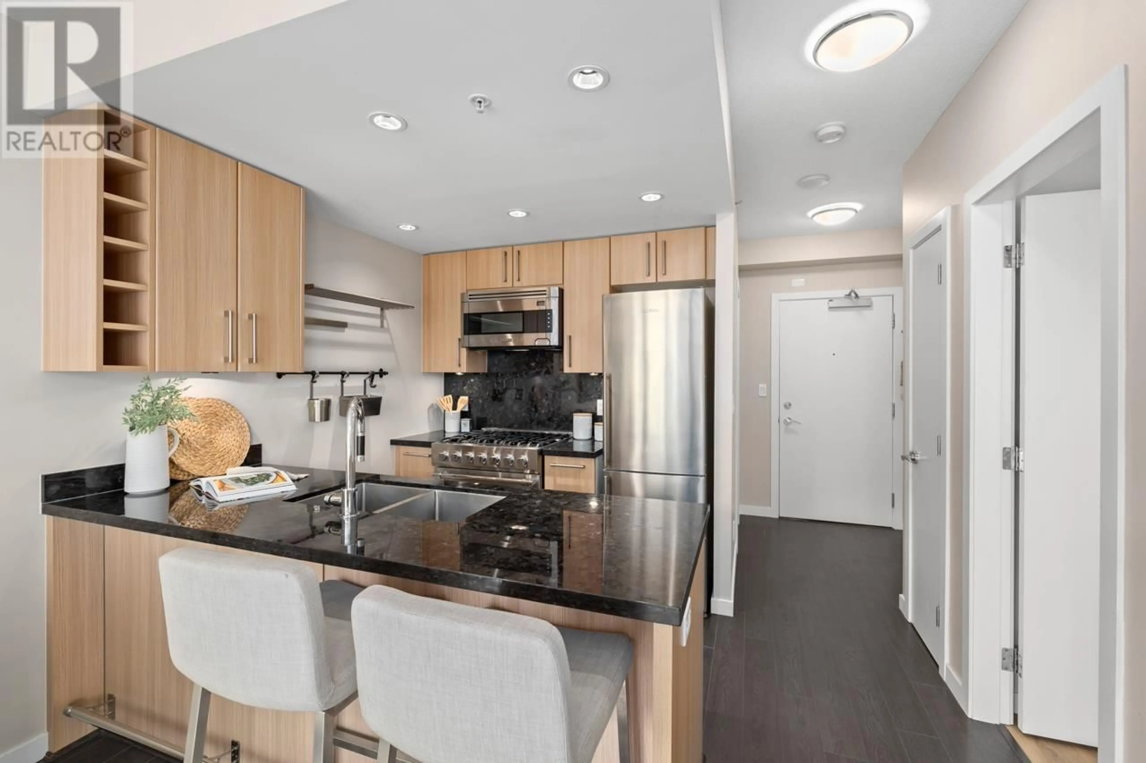 Standard kitchen, unknown for 1101 - 1708 COLUMBIA STREET, Vancouver British Columbia V5Y0H7