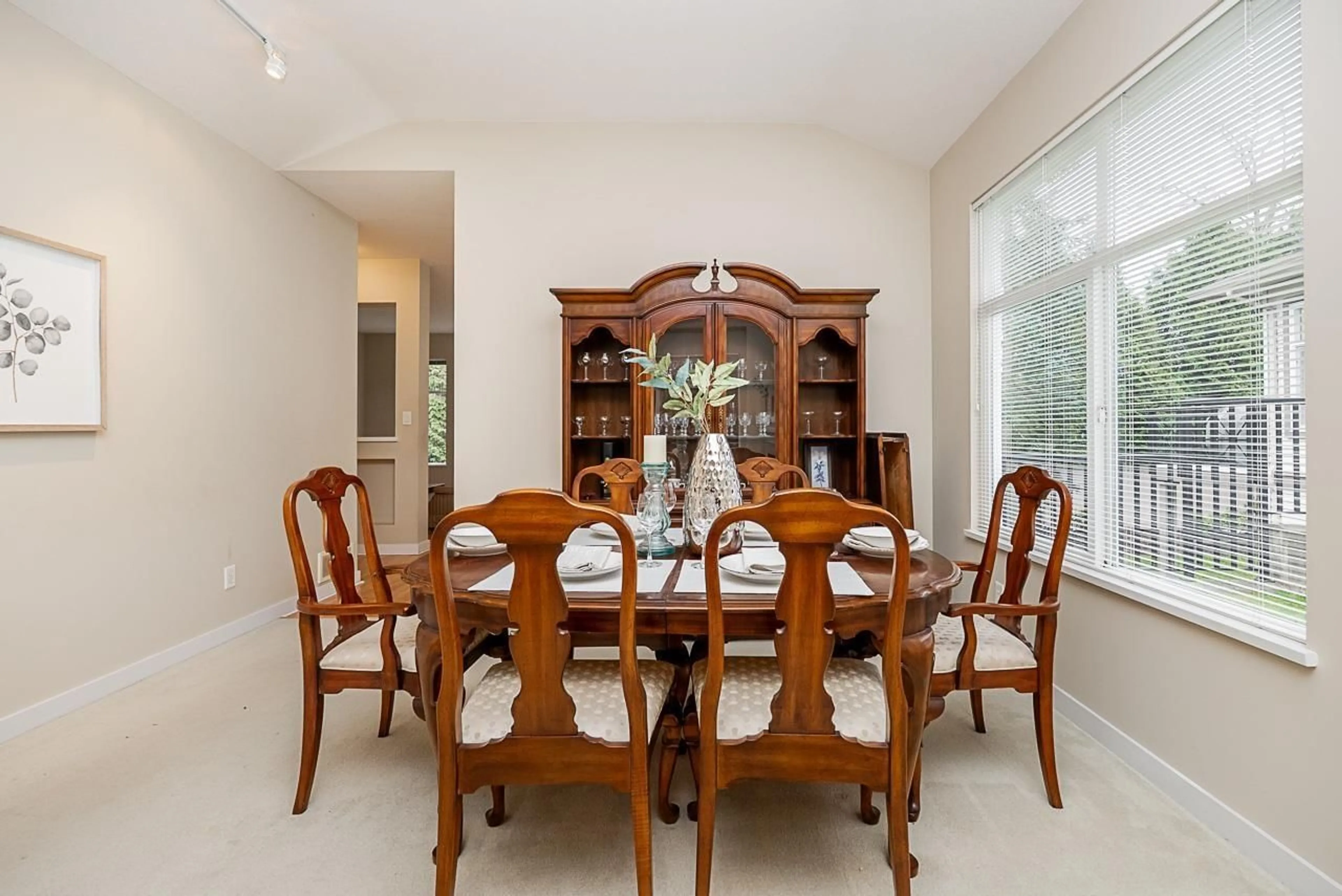 Dining room, unknown for 18 - 15188 62A, Surrey British Columbia V3S1W7