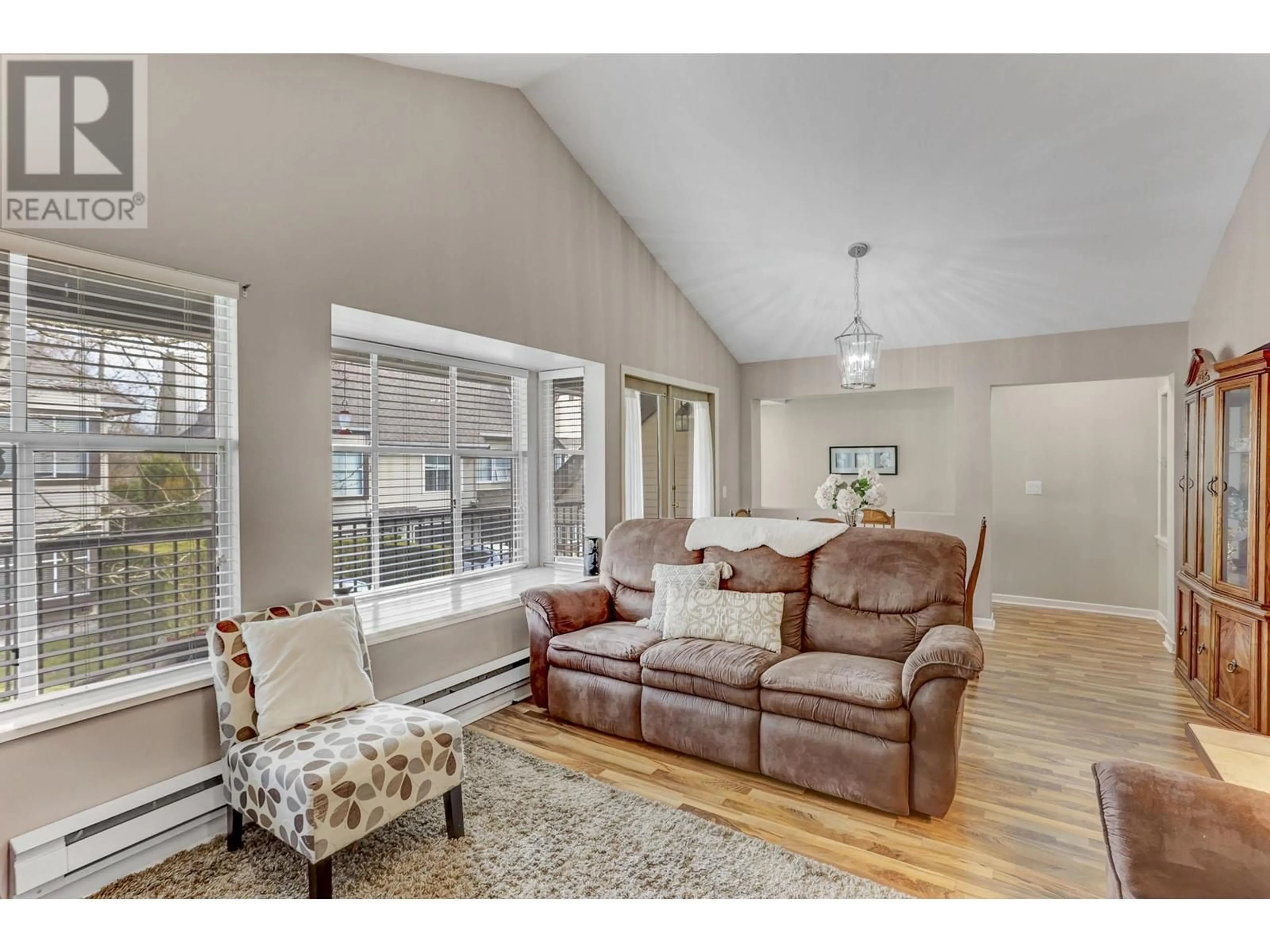 Living room with furniture, unknown for 10 - 12099 237 STREET, Maple Ridge British Columbia V4R2C3