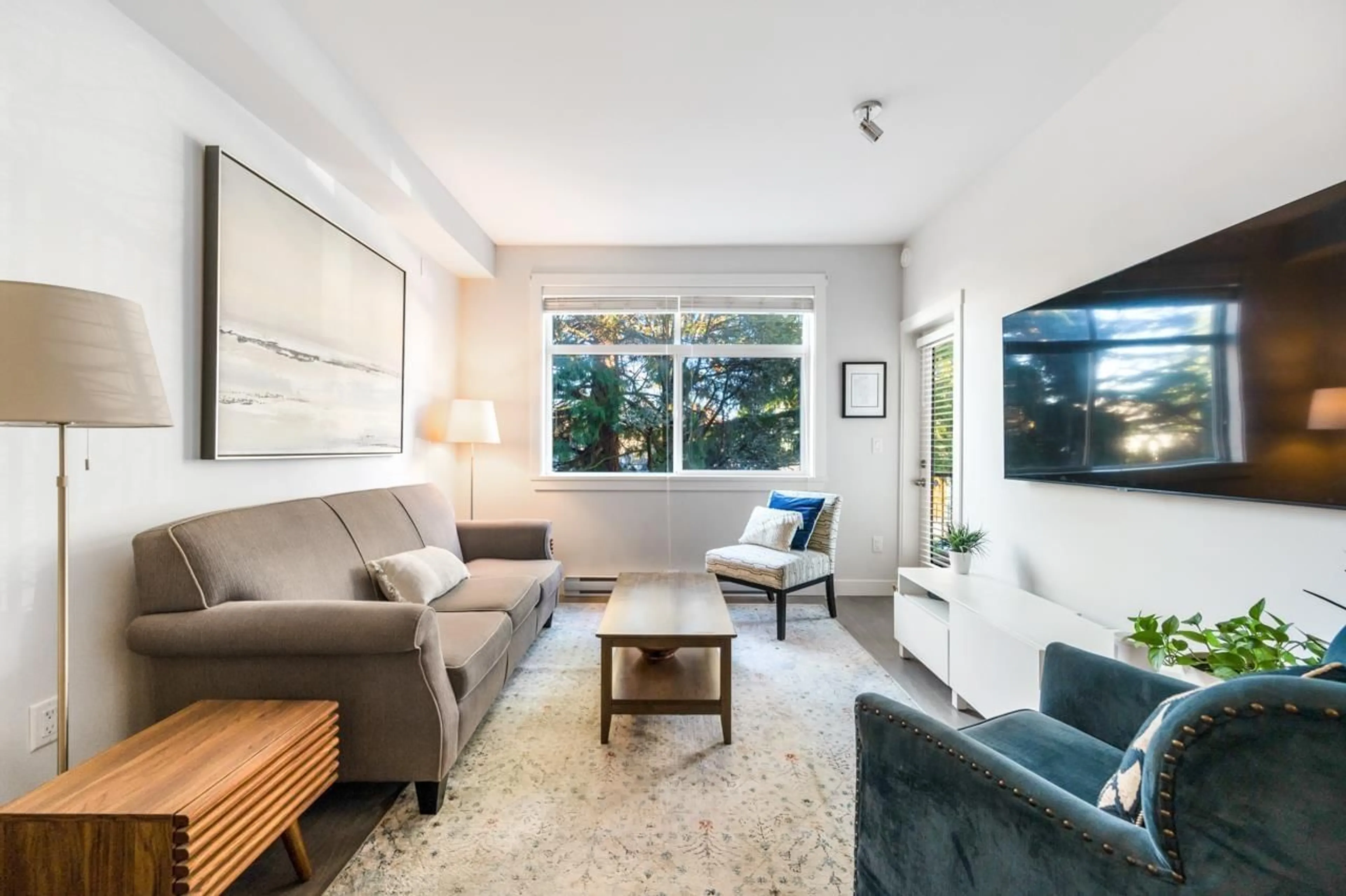 Living room with furniture, unknown for 203 - 20686 EASTLEIGH, Langley British Columbia V3A0M4