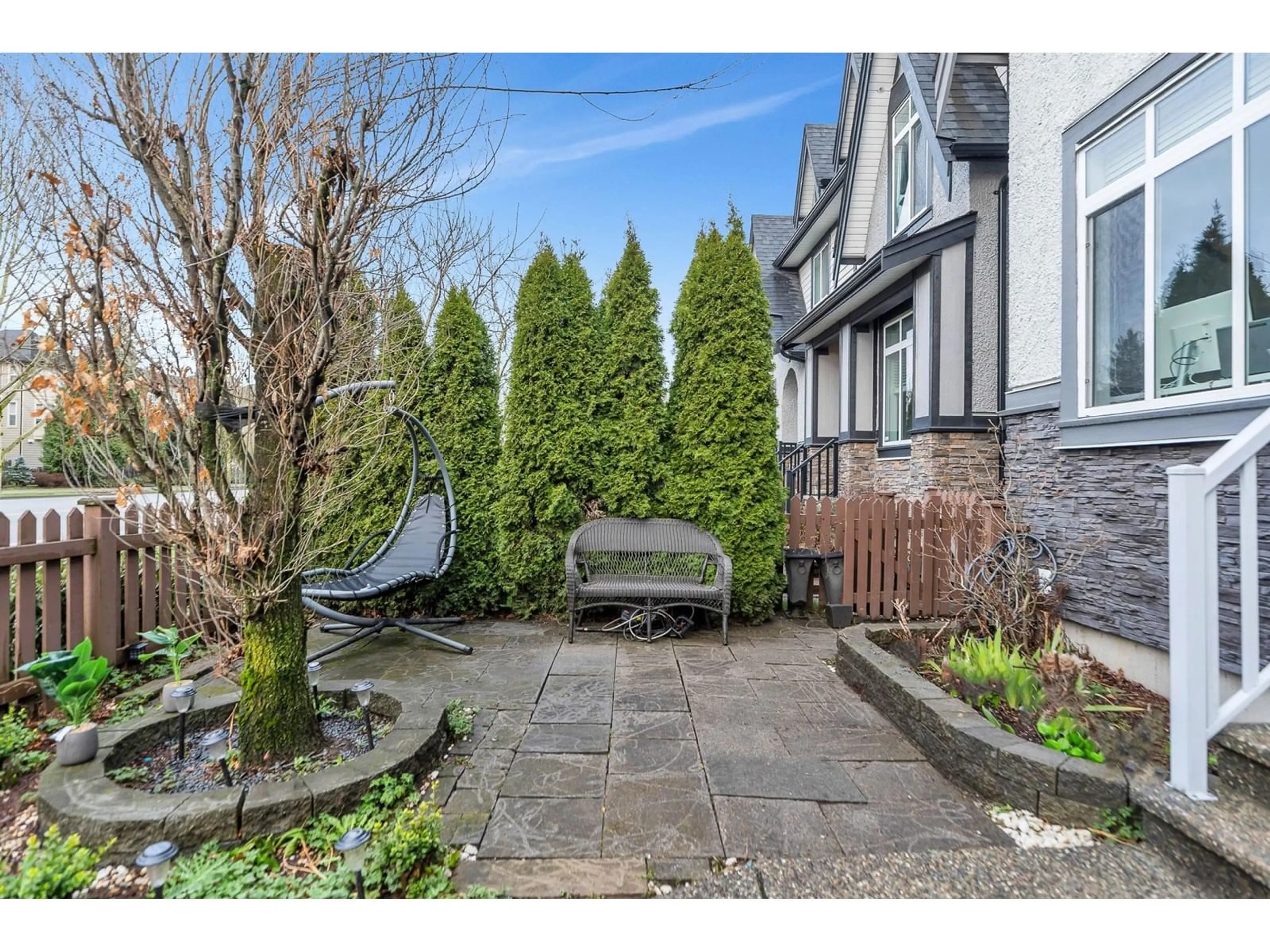 Patio, street for 20999 80, Langley British Columbia V2Y0R3