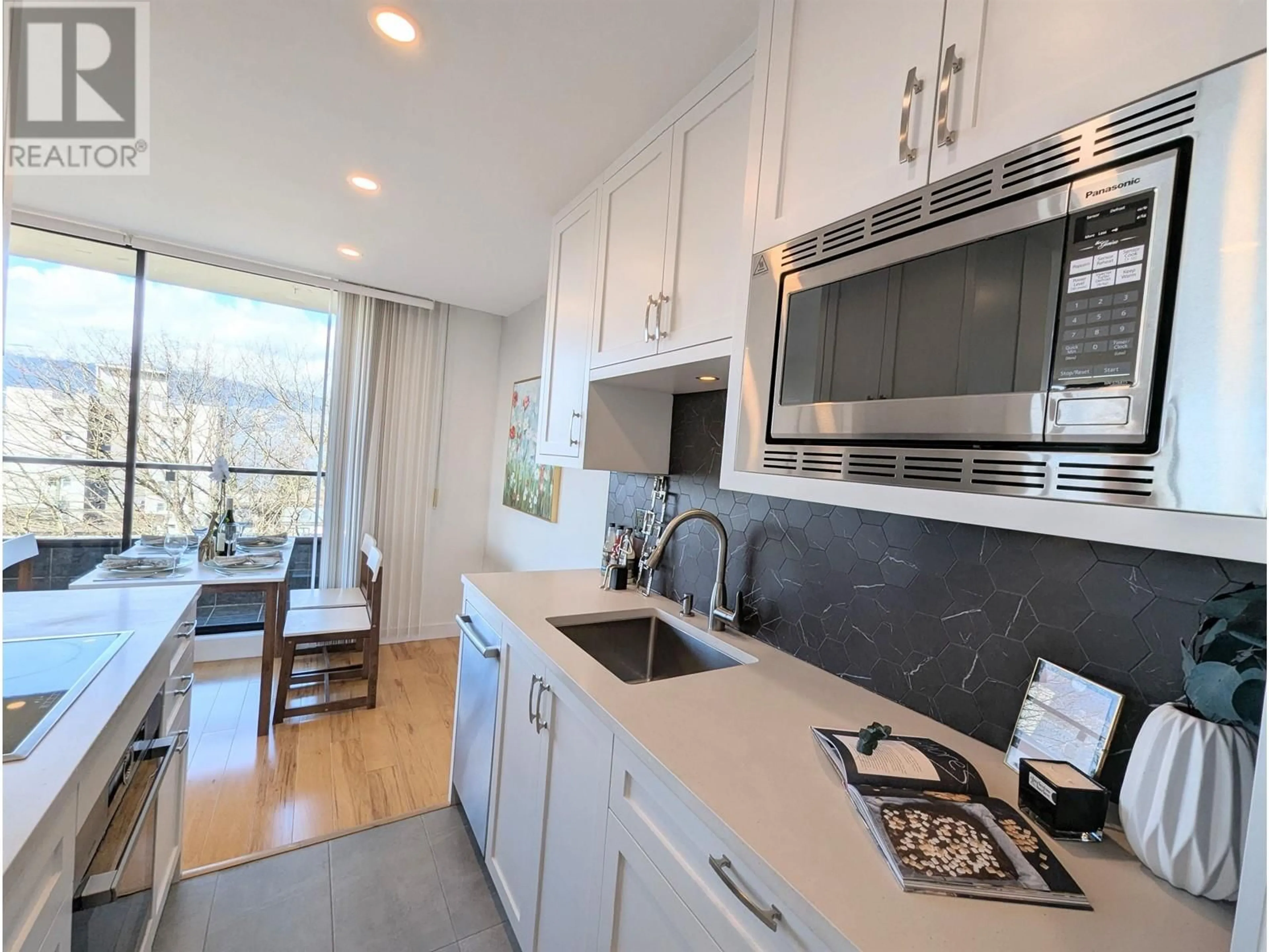 Open concept kitchen, unknown for 608 - 2370 2ND AVENUE, Vancouver British Columbia V6K1J2