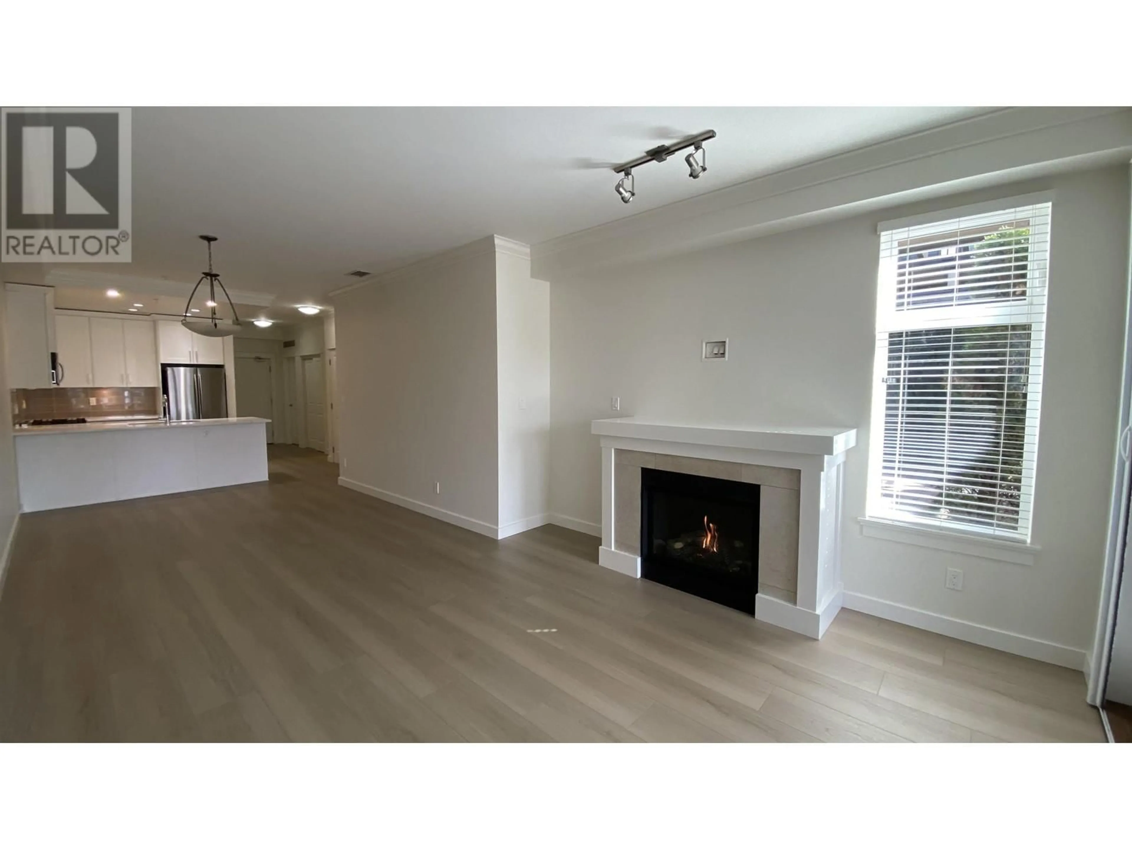 A pic of a room for 101 - 5099 SPRINGS BOULEVARD, Delta British Columbia V4M0A2
