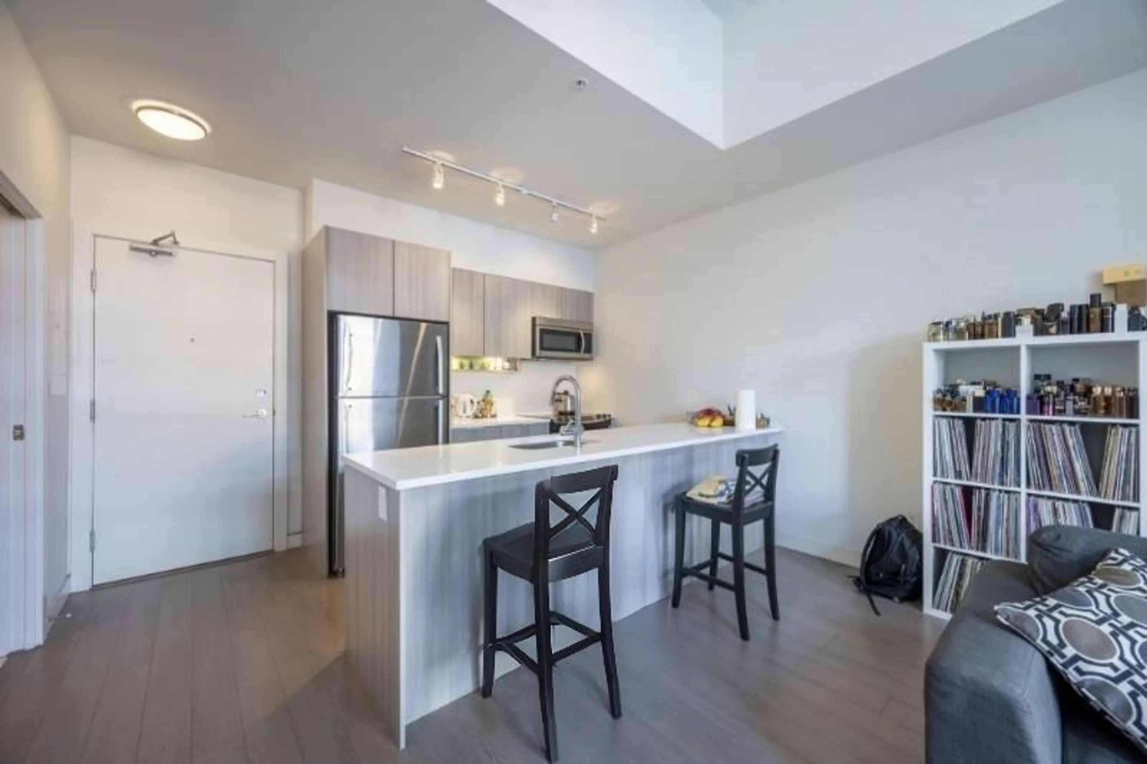 Unknown for 104 - 13308 CENTRAL, Surrey British Columbia V3T0M4
