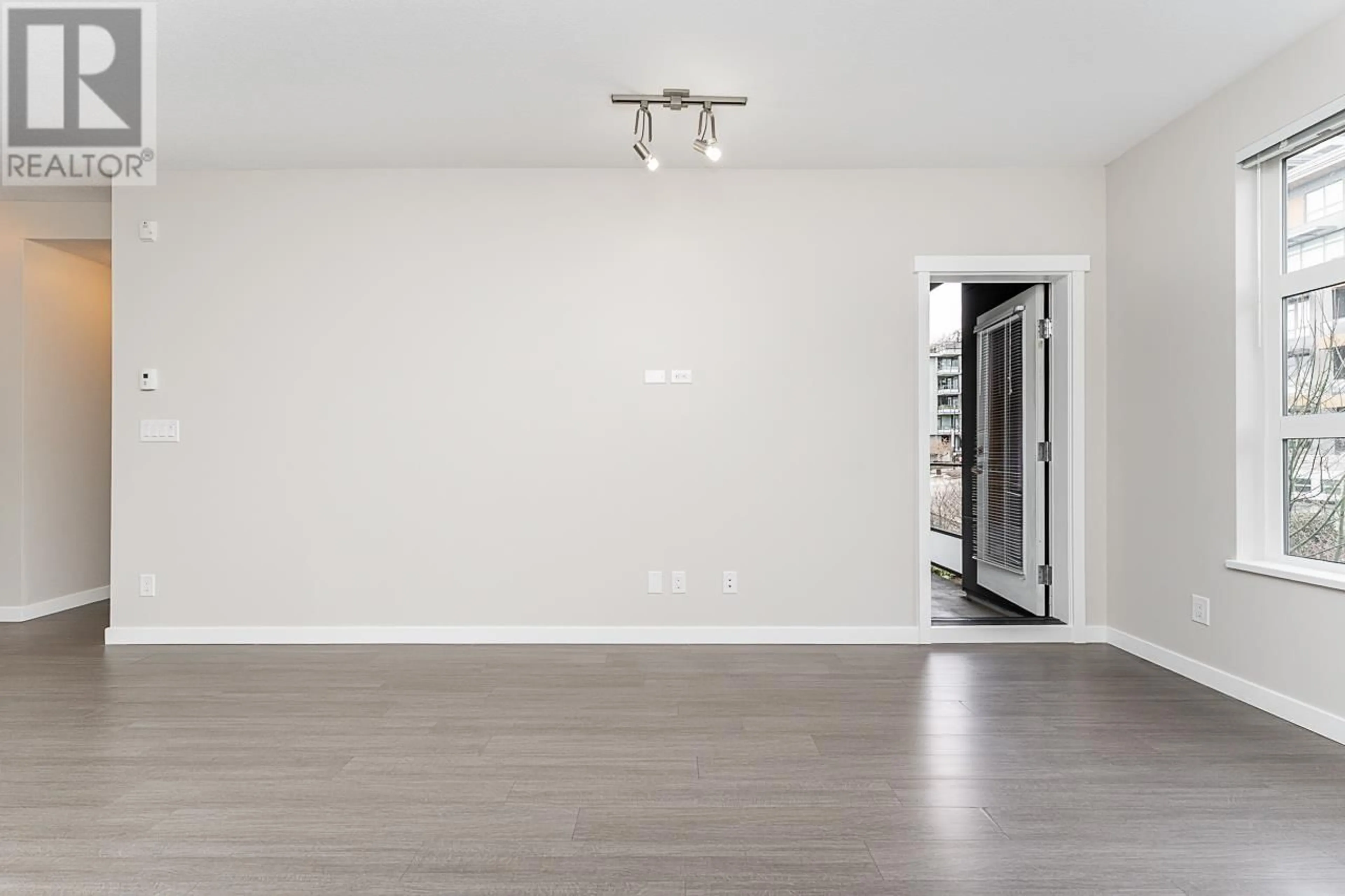 A pic of a room for 316 - 9168 SLOPES MEWS, Burnaby British Columbia V5A0E4