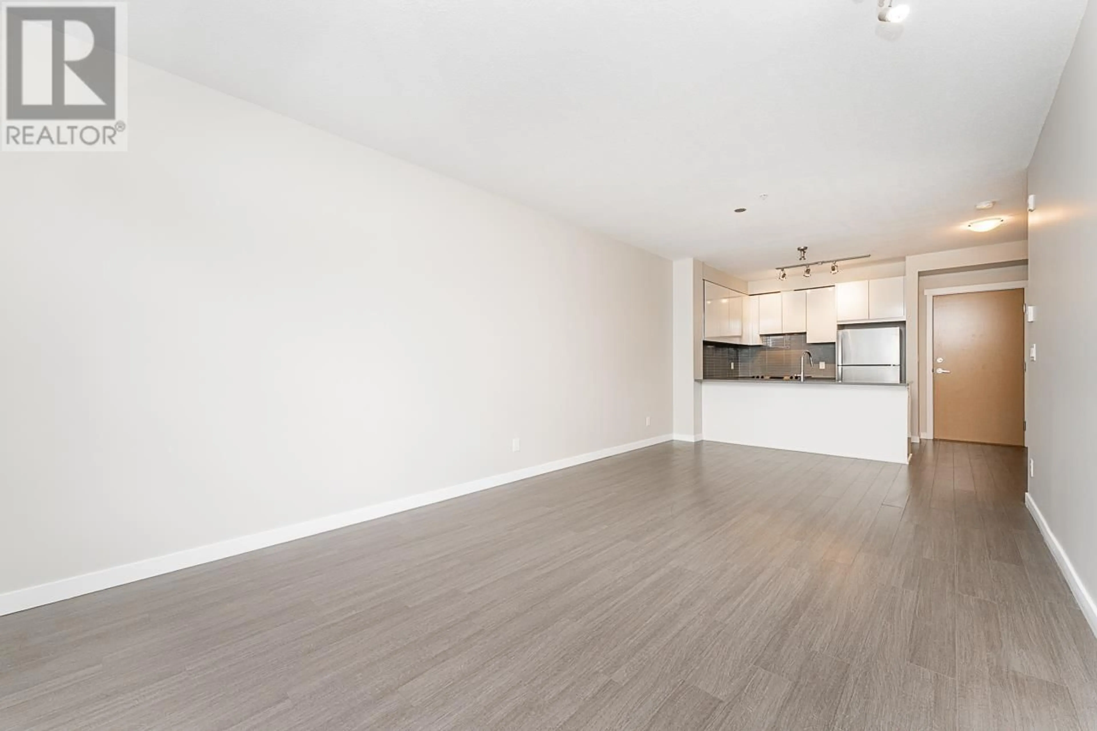 A pic of a room for 316 - 9168 SLOPES MEWS, Burnaby British Columbia V5A0E4
