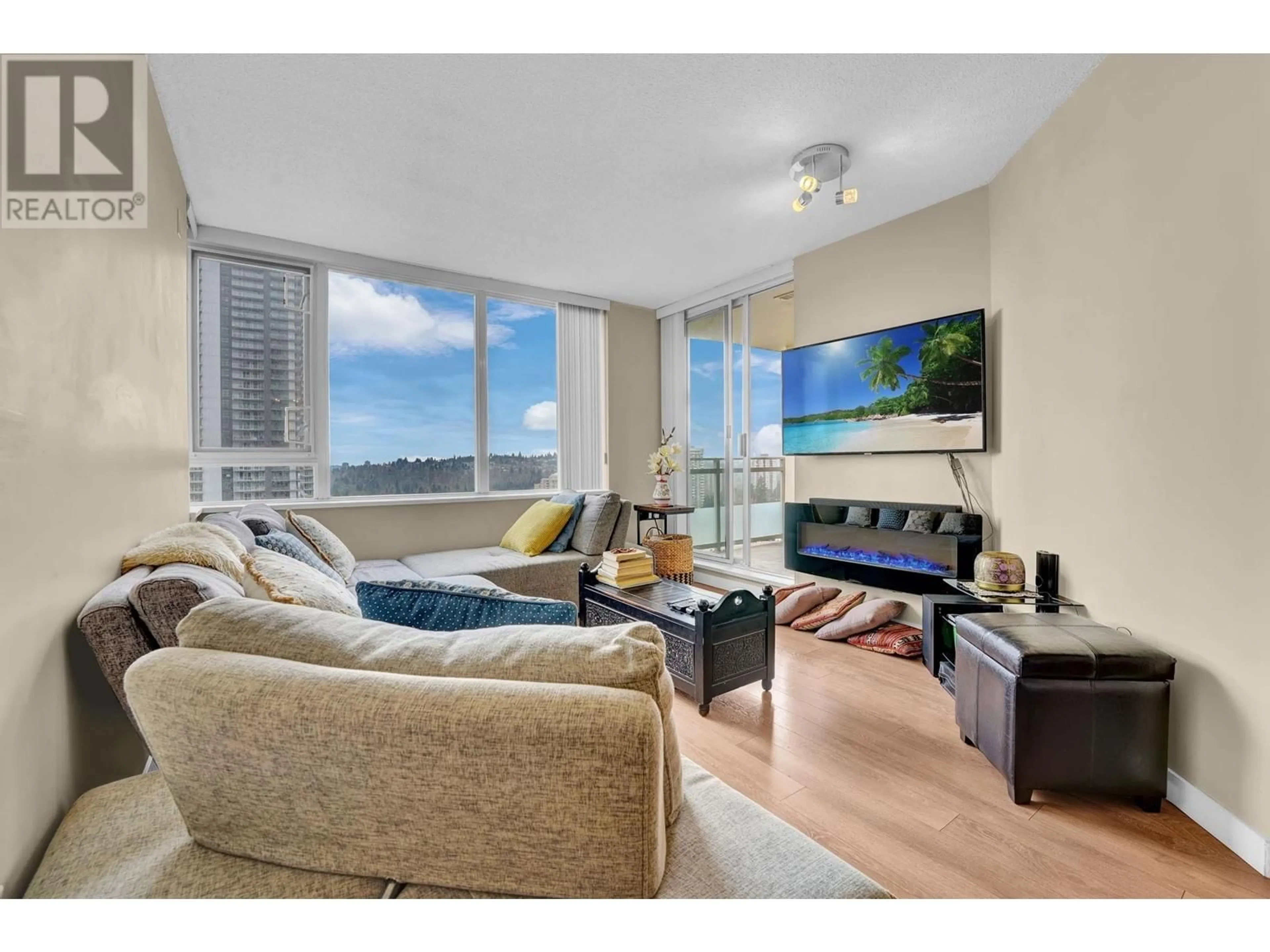 Living room with furniture, unknown for 907 - 9888 CAMERON STREET, Burnaby British Columbia V3J0A4