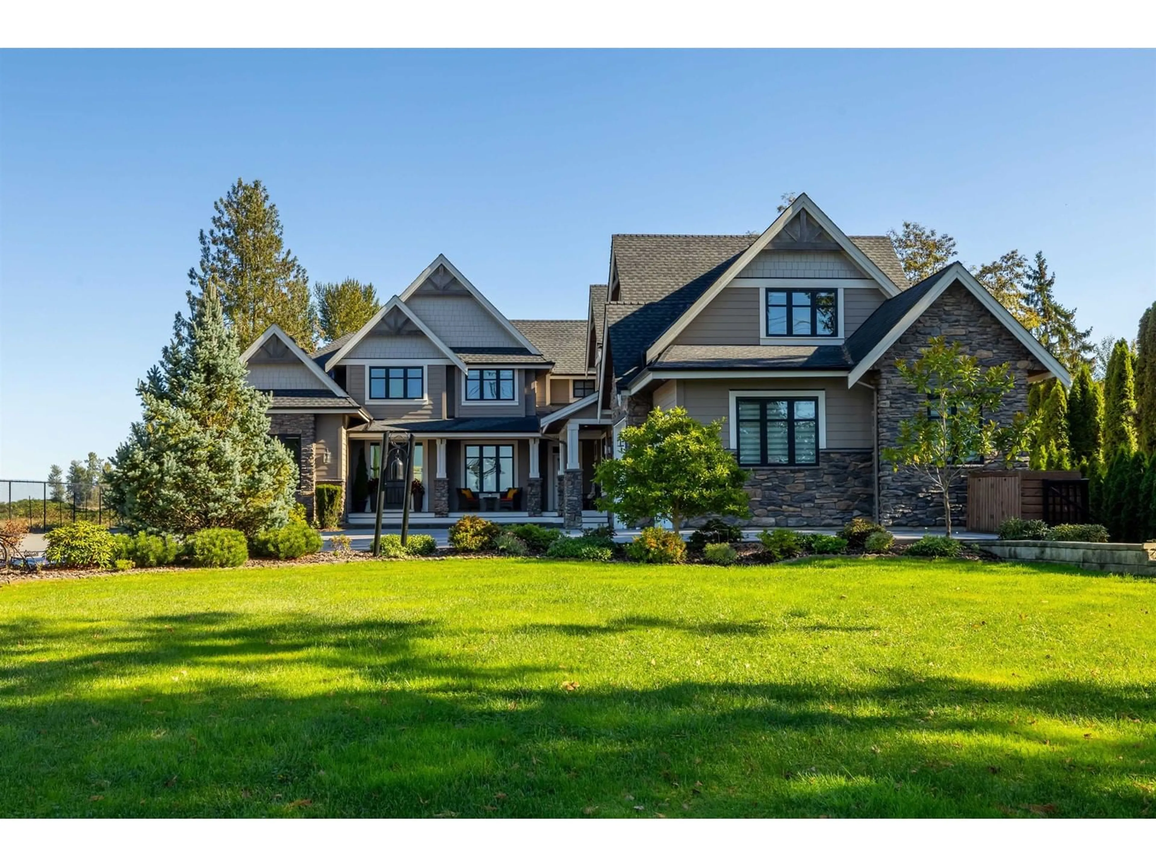 Home with brick exterior material, mountain view for 3598 272, Langley British Columbia V4W1R6