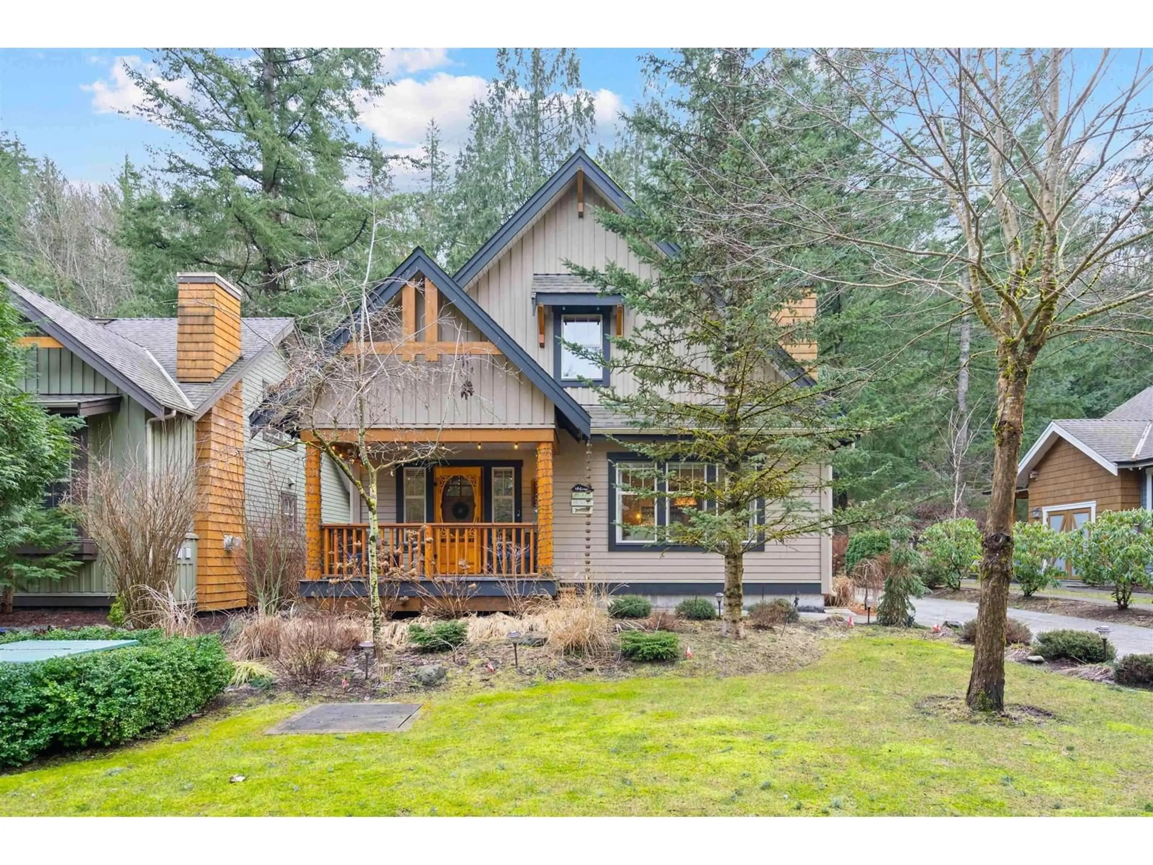 Home with vinyl exterior material, unknown for 43548 RED HAWK PASS, Cultus Lake British Columbia V2R0E1