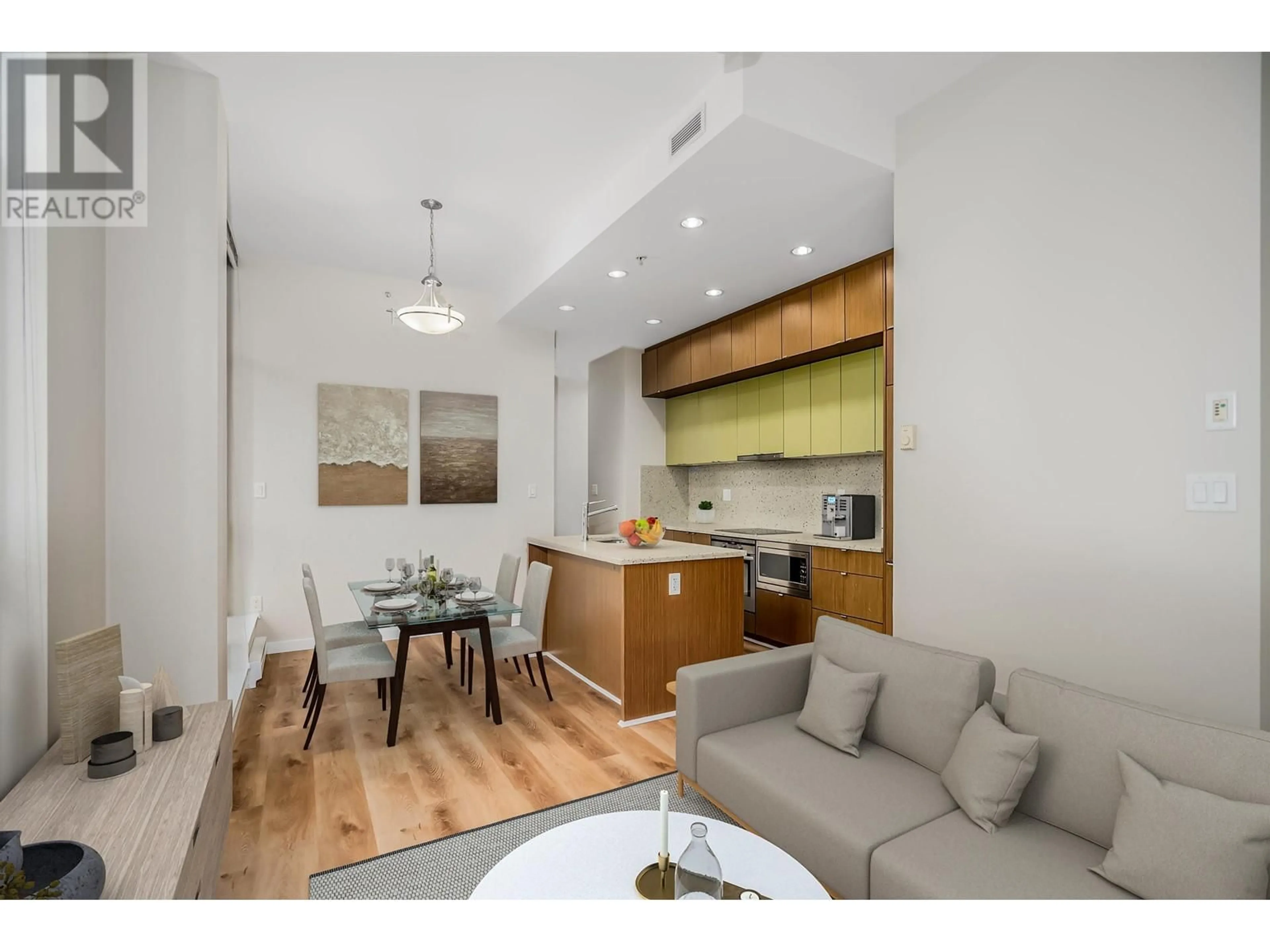 Open concept kitchen, wood/laminate floor for 904 - 1205 HOWE STREET, Vancouver British Columbia V6Z0B6