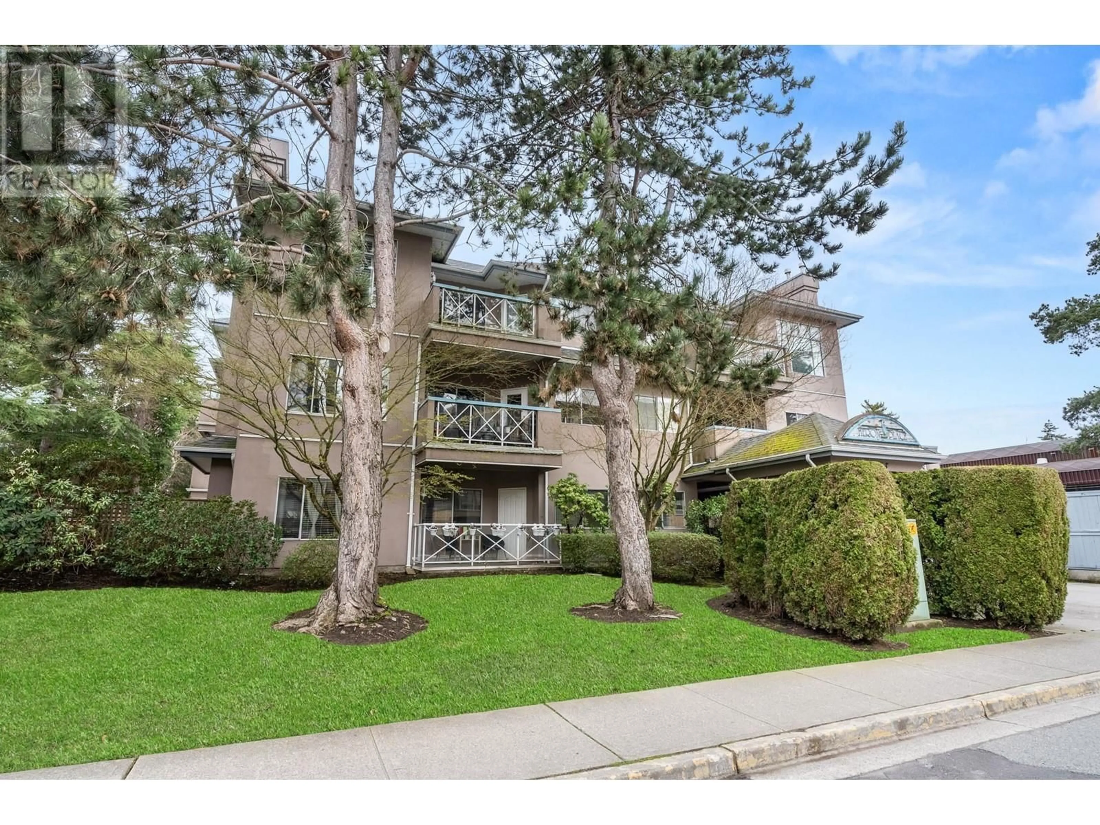 Unknown for 202 - 1153 54A STREET, Delta British Columbia V4M4E4