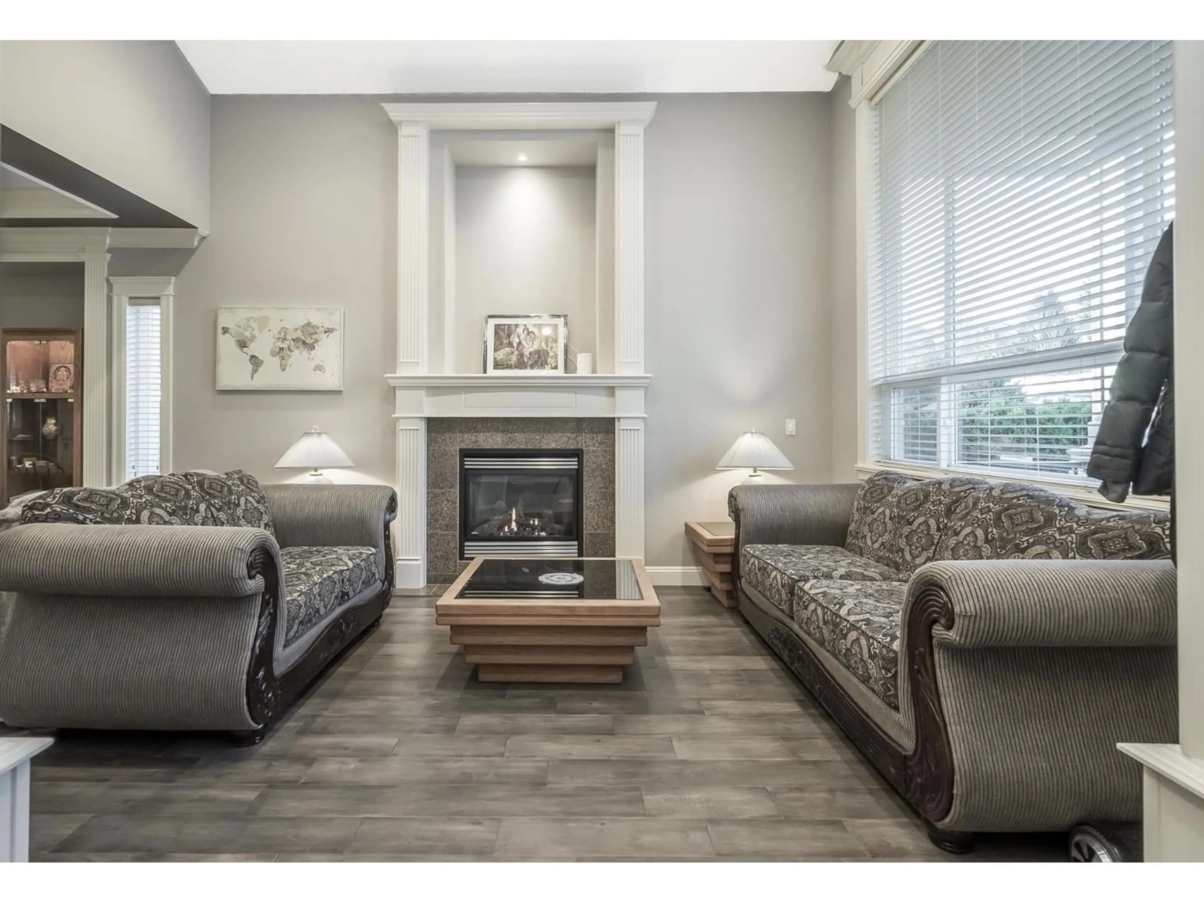 Living room with furniture, unknown for 32656 BADGER, Mission British Columbia V2V5H7