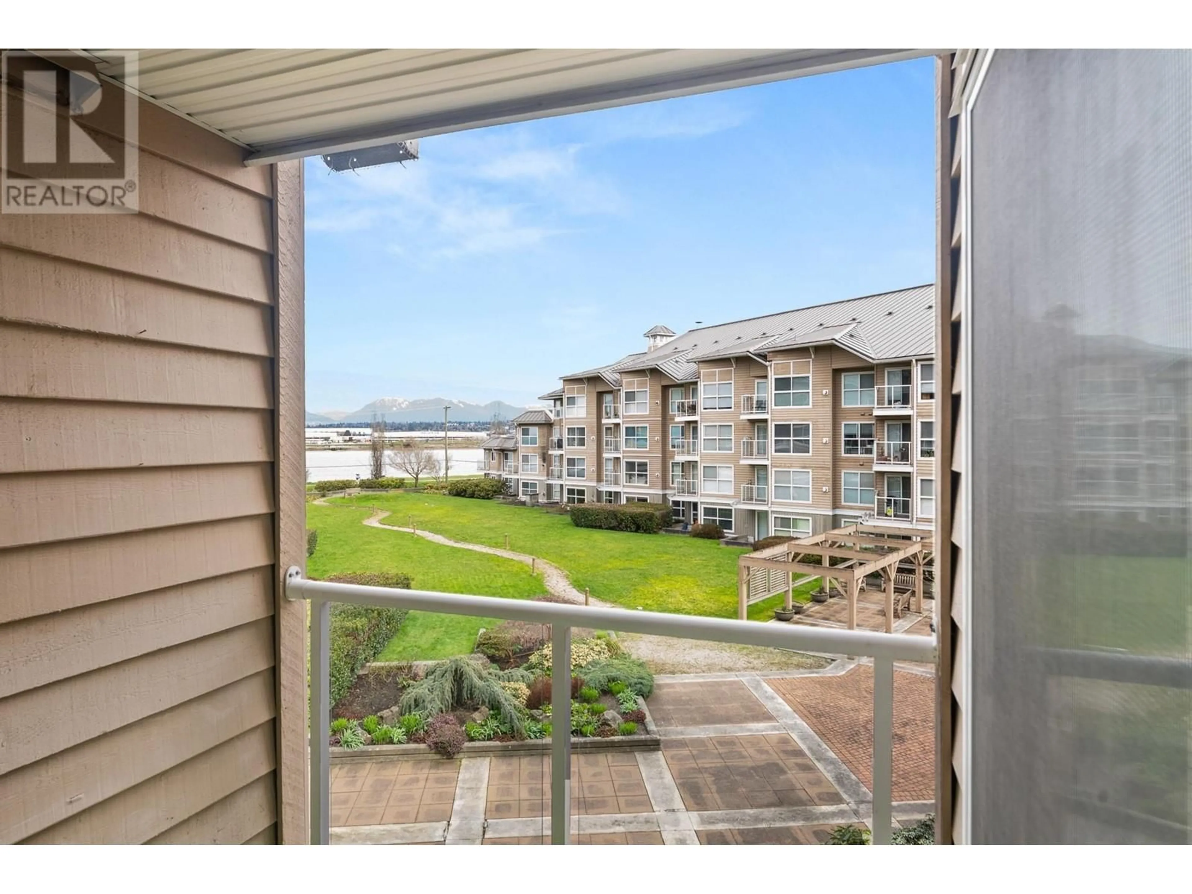 Unknown for 328 - 5880 DOVER CRESCENT, Richmond British Columbia V7C5P5