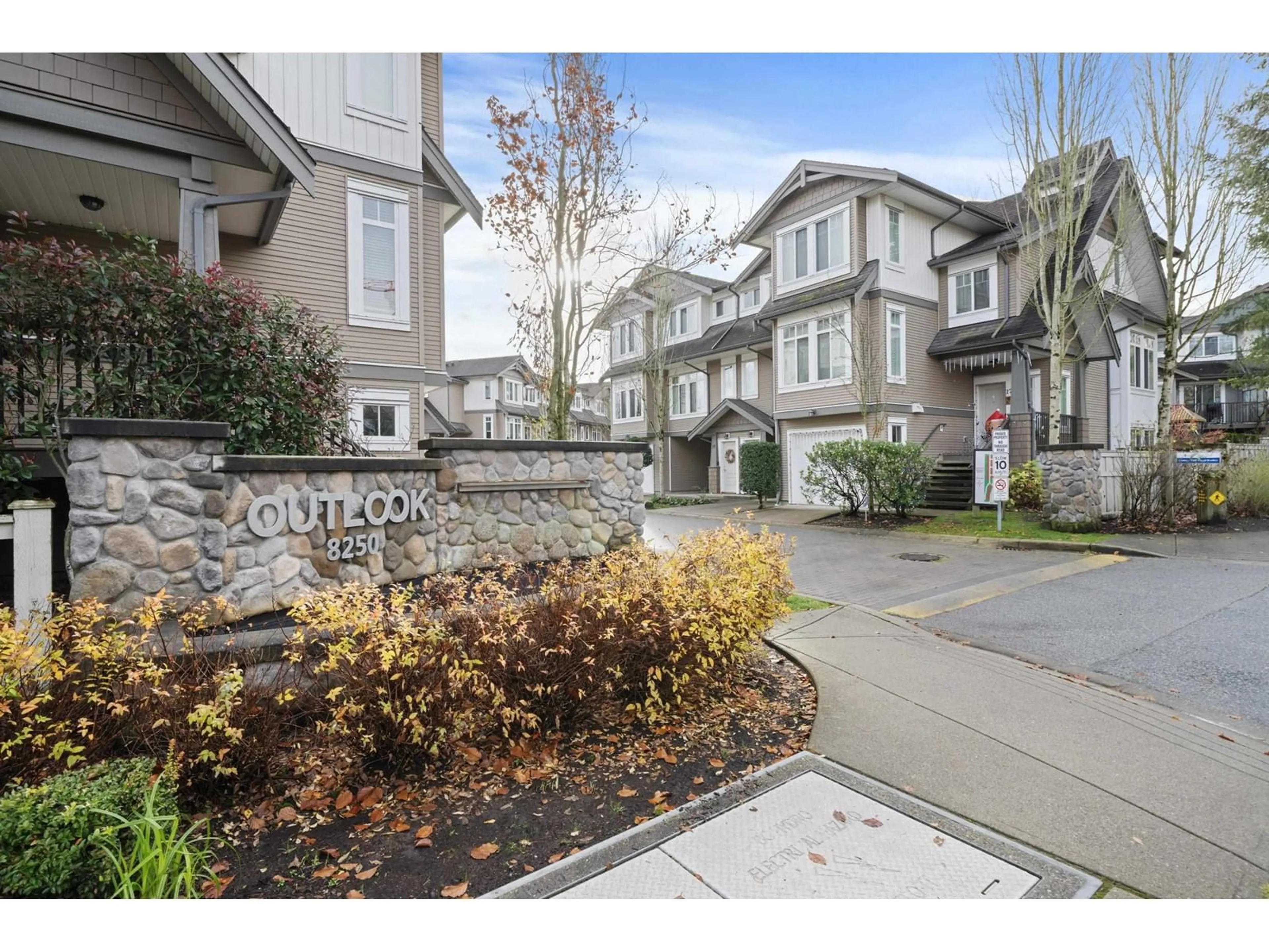 Unknown for 77 - 8250 209B, Langley British Columbia V2Y0J7