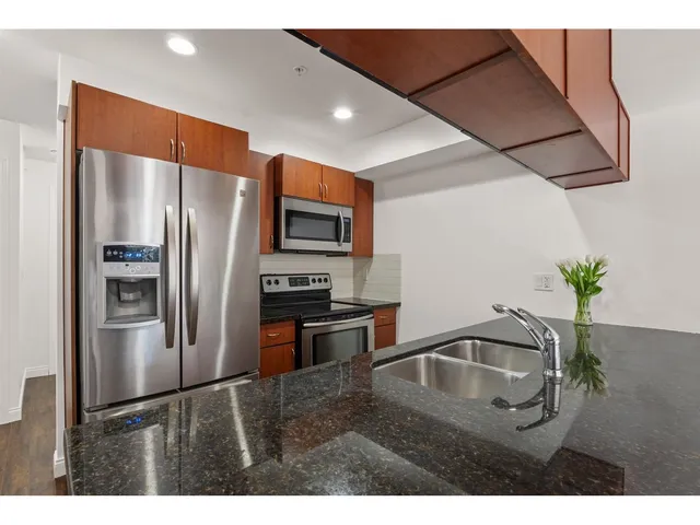 305 5516 198 STREET, Langley 4