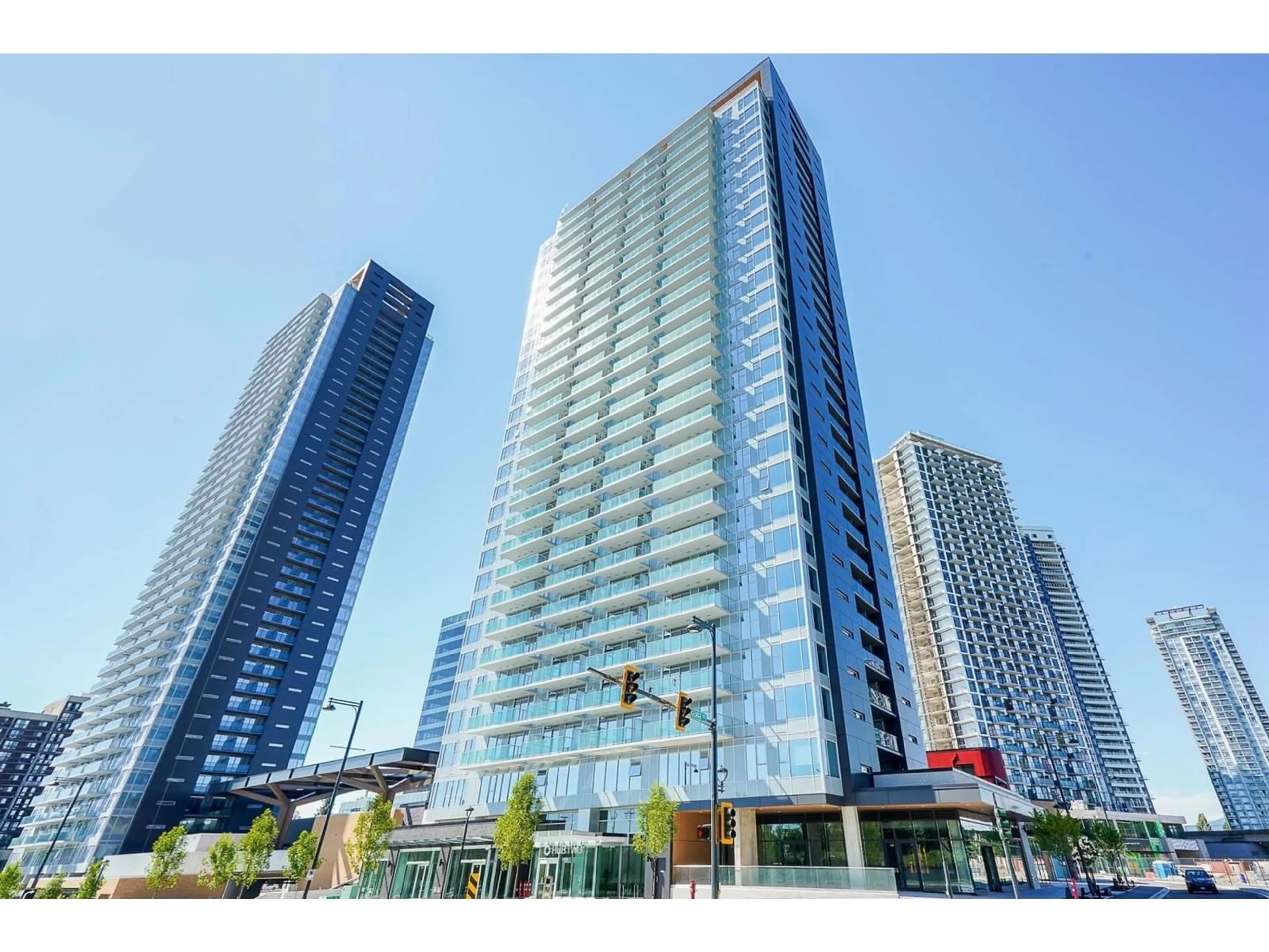 Unknown for 2105 - 13655 FRASER, Surrey British Columbia V3T0P8