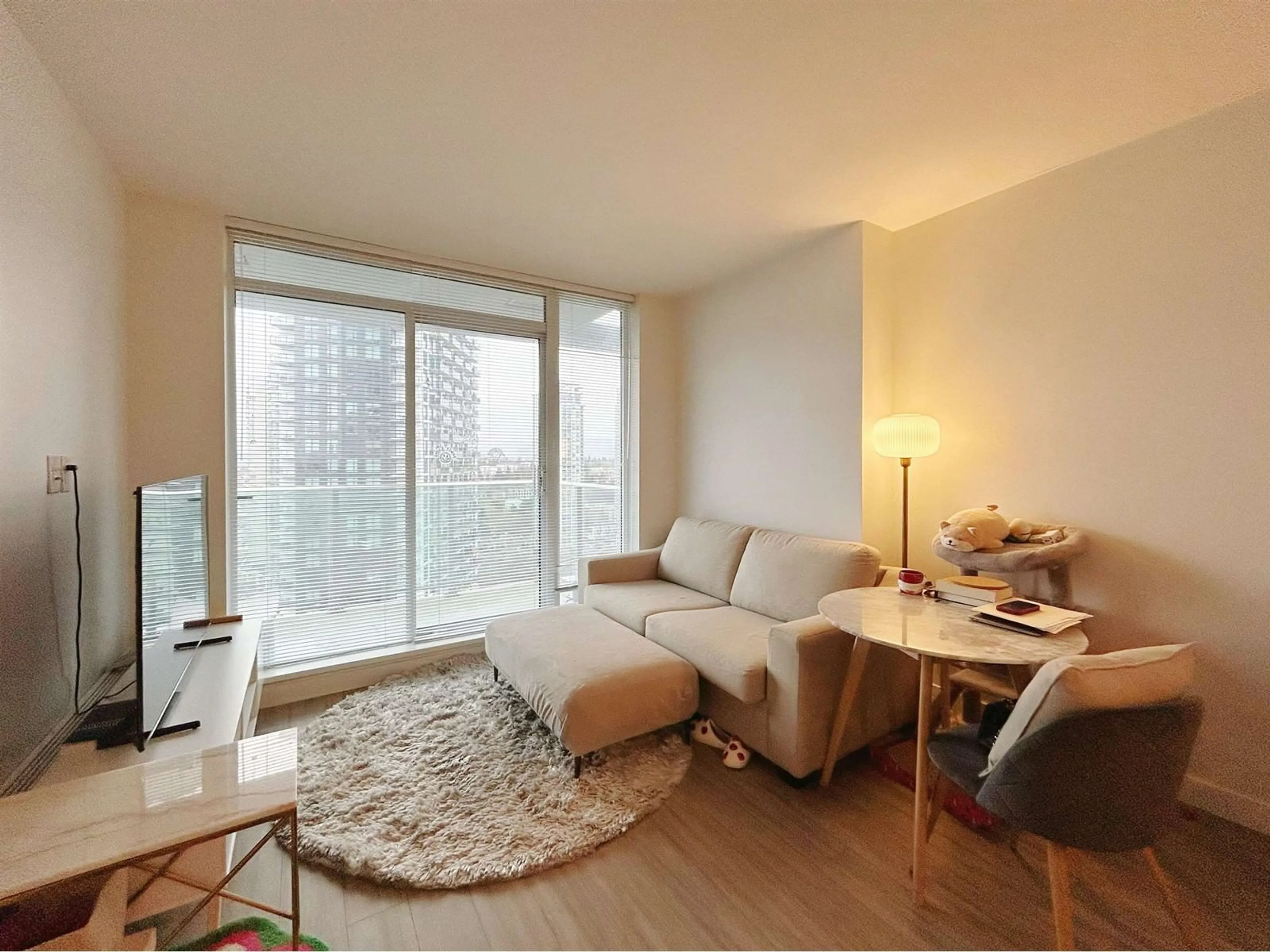 Living room with furniture, unknown for 2105 - 13655 FRASER, Surrey British Columbia V3T0P8