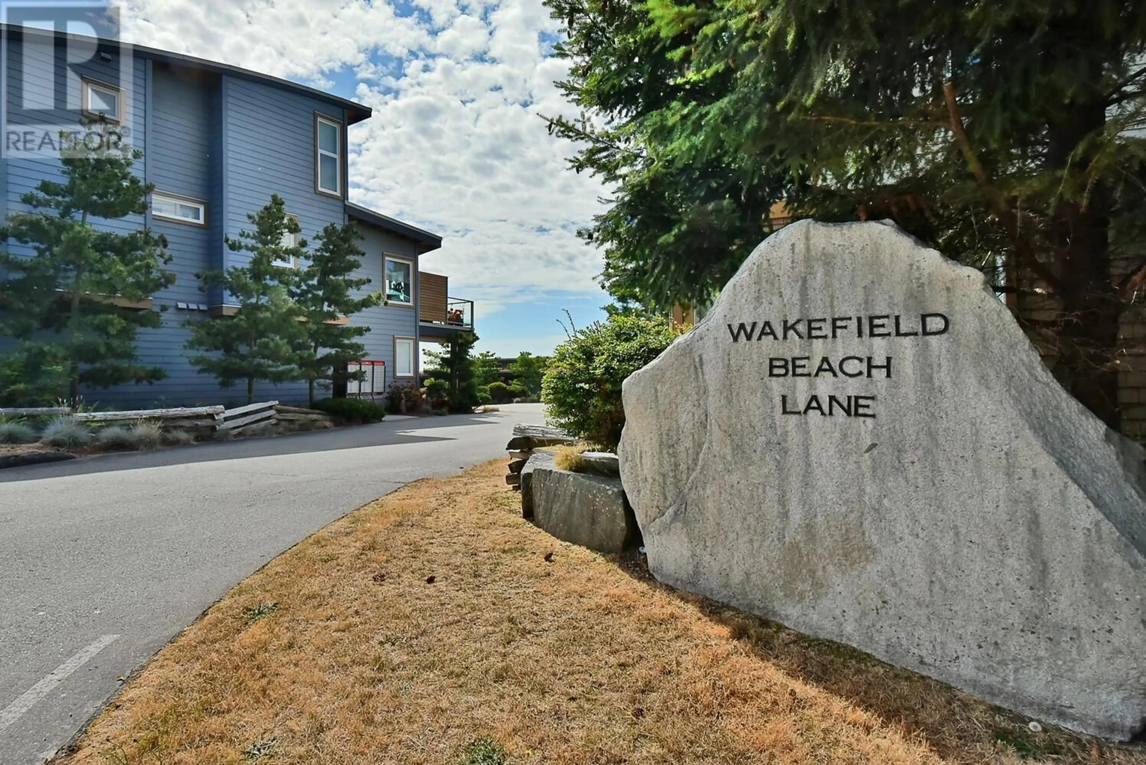 Unknown for 5396 WAKEFIELD BEACH LANE, Sechelt British Columbia V7Z0T6