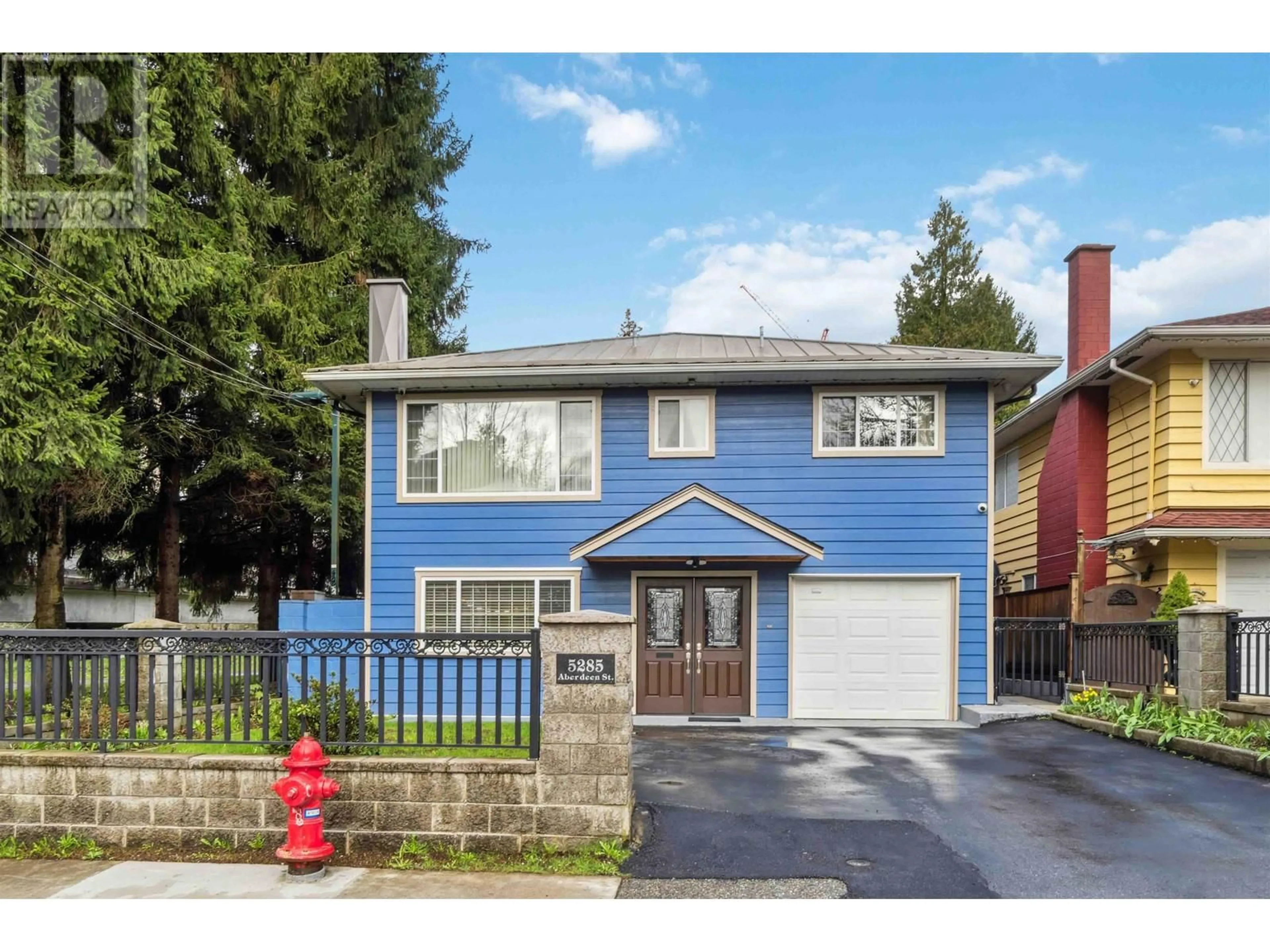 Home with vinyl exterior material, street for 5285 ABERDEEN STREET, Vancouver British Columbia V5R4M2