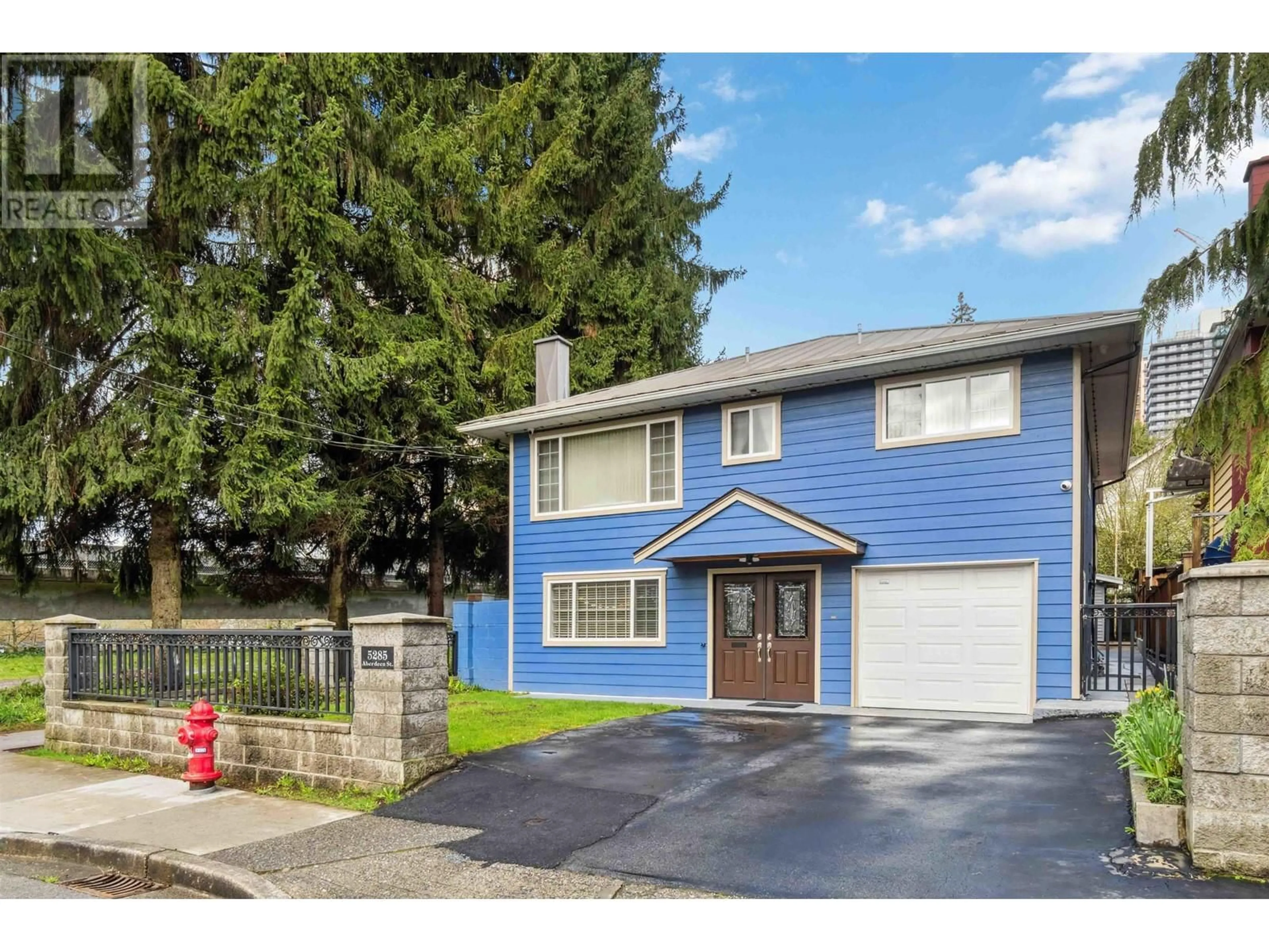 Home with vinyl exterior material, street for 5285 ABERDEEN STREET, Vancouver British Columbia V5R4M2