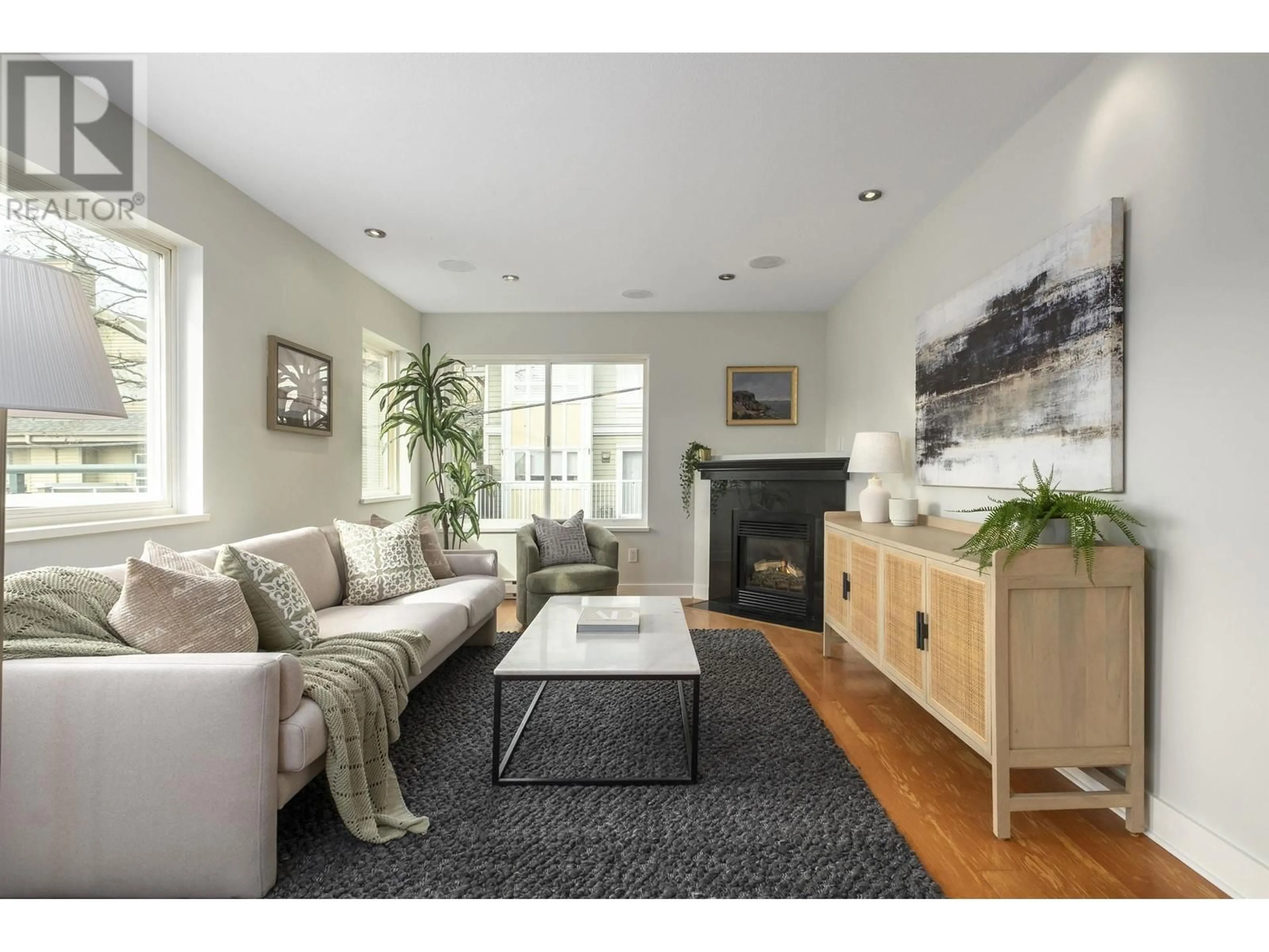 Living room with furniture, unknown for 304 - 918 16TH STREET, North Vancouver British Columbia V7P1R3